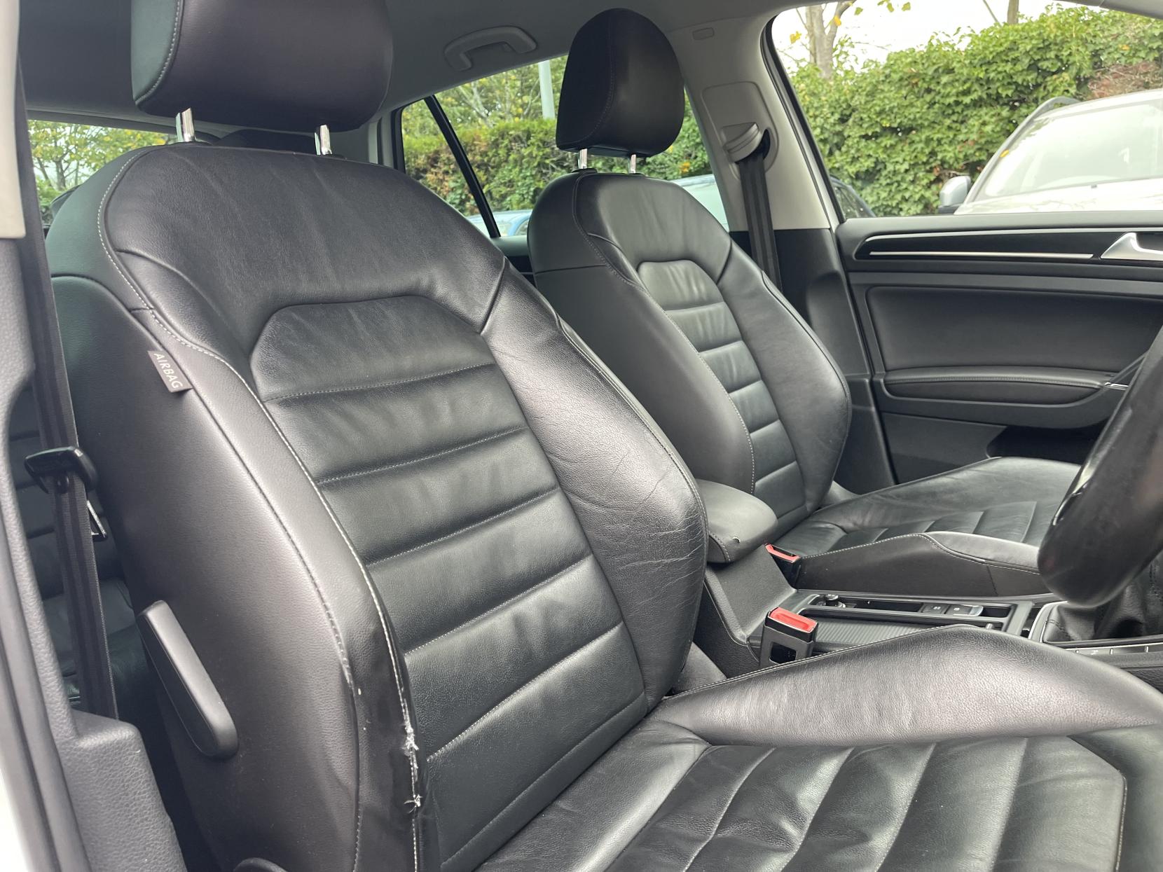 Volkswagen Golf 1.4 TSI BlueMotion Tech ACT GT Hatchback 5dr Petrol Manual Euro 6 (s/s) (140 ps)