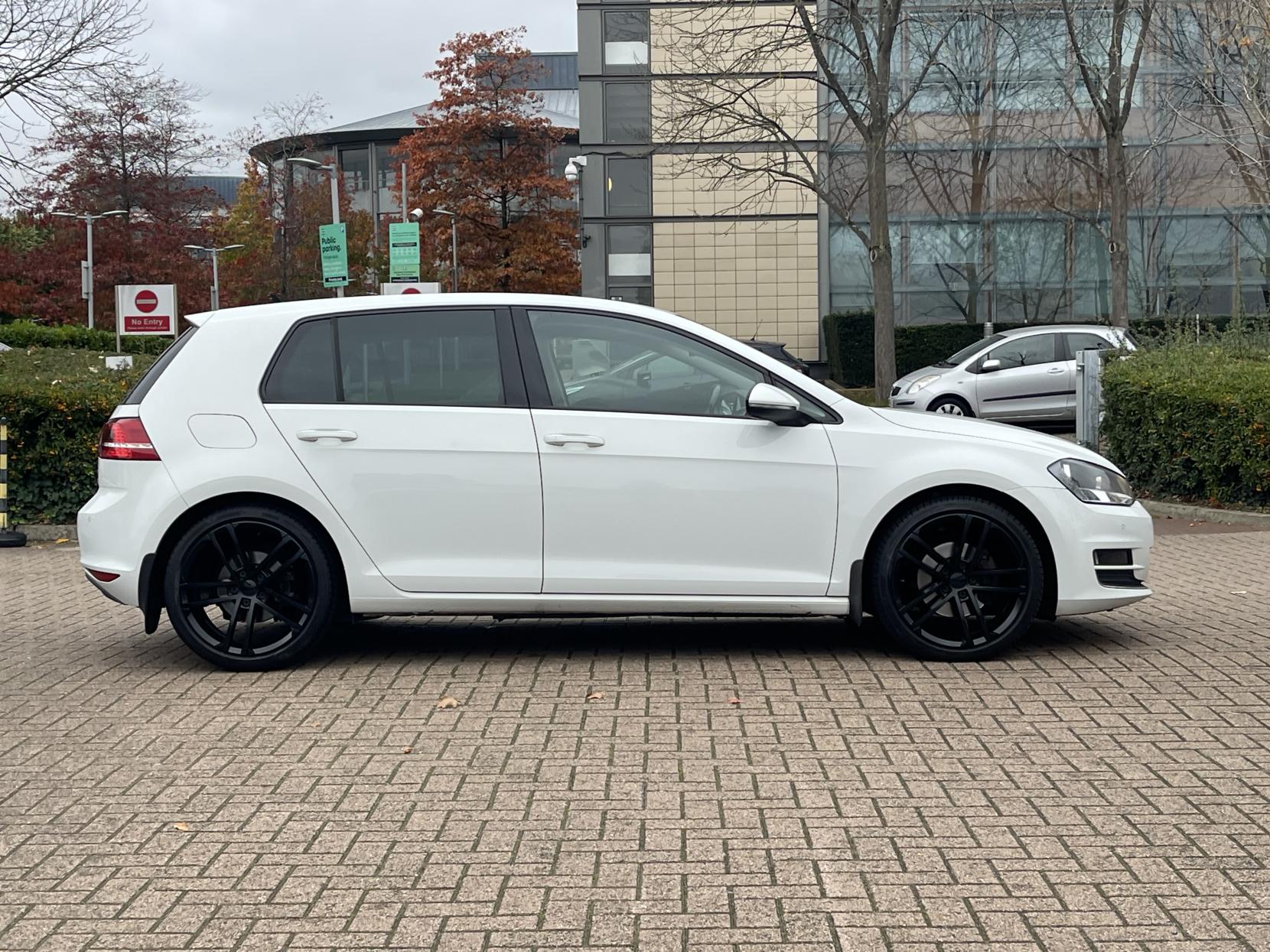 Volkswagen Golf 1.4 TSI BlueMotion Tech ACT GT Hatchback 5dr Petrol Manual Euro 6 (s/s) (140 ps)