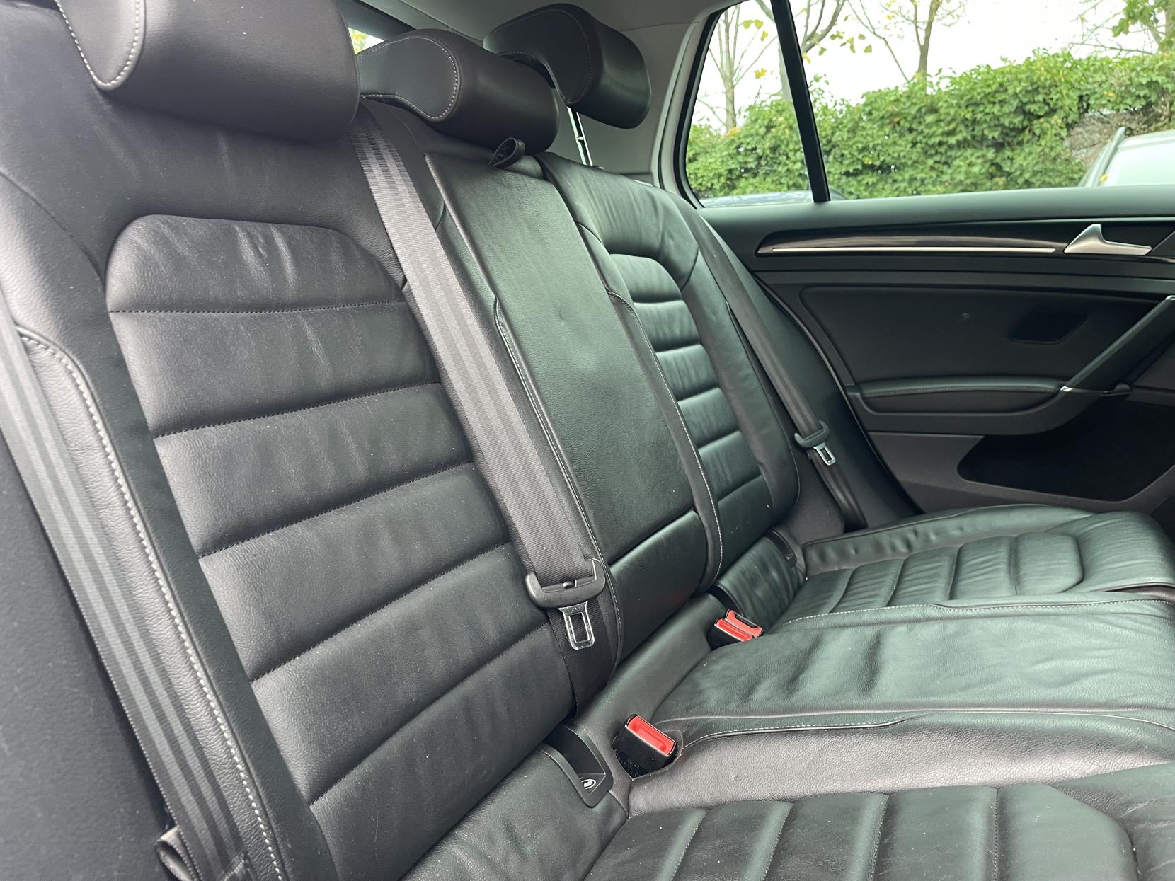 Volkswagen Golf 1.4 TSI BlueMotion Tech ACT GT Hatchback 5dr Petrol Manual Euro 6 (s/s) (140 ps)