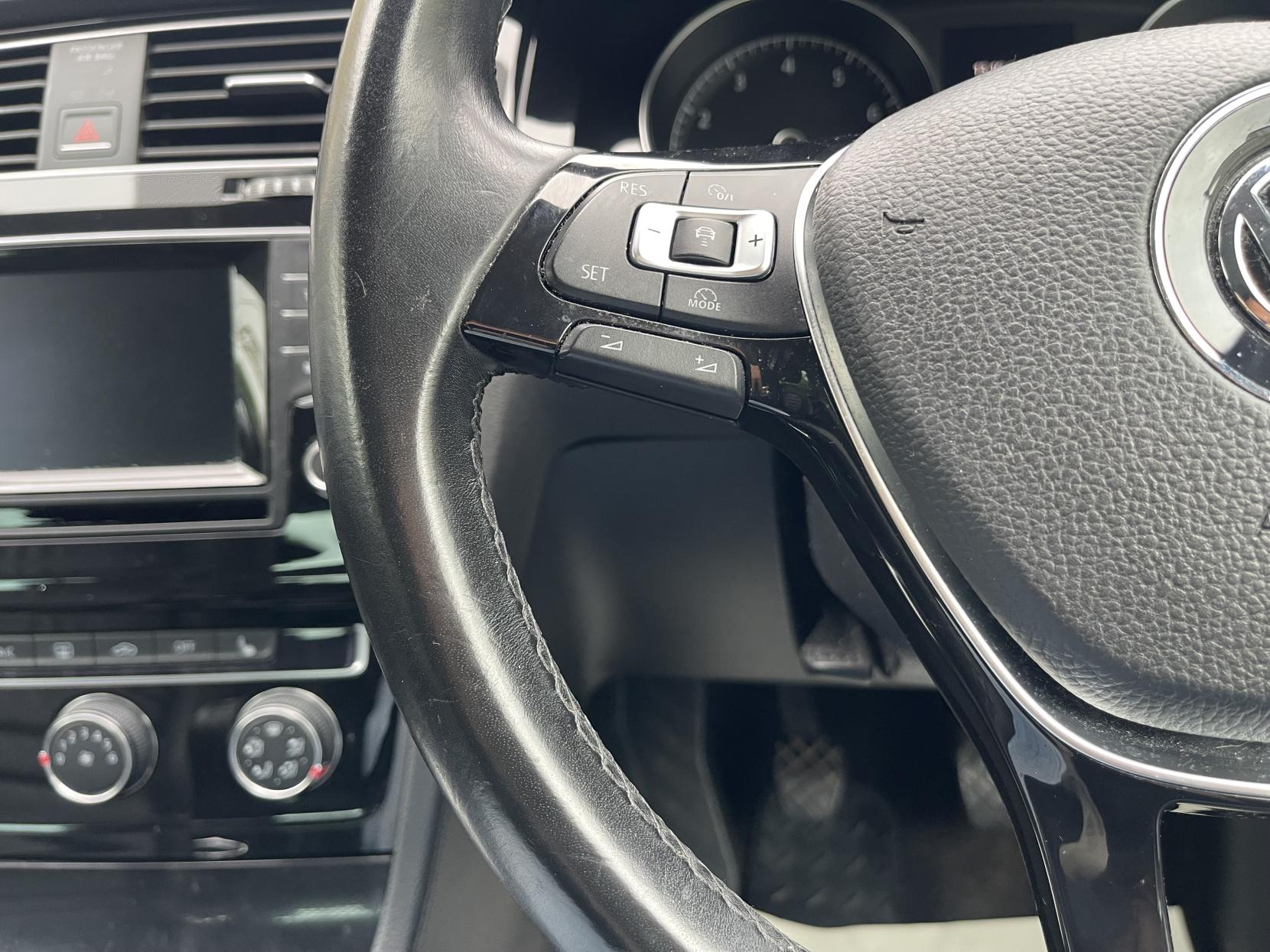 Volkswagen Golf 1.4 TSI BlueMotion Tech ACT GT Hatchback 5dr Petrol Manual Euro 6 (s/s) (140 ps)