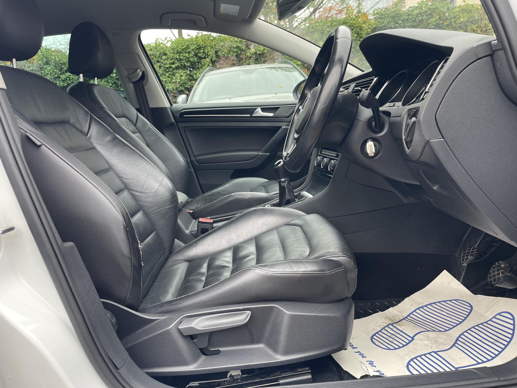 Volkswagen Golf 1.4 TSI BlueMotion Tech ACT GT Hatchback 5dr Petrol Manual Euro 6 (s/s) (140 ps)