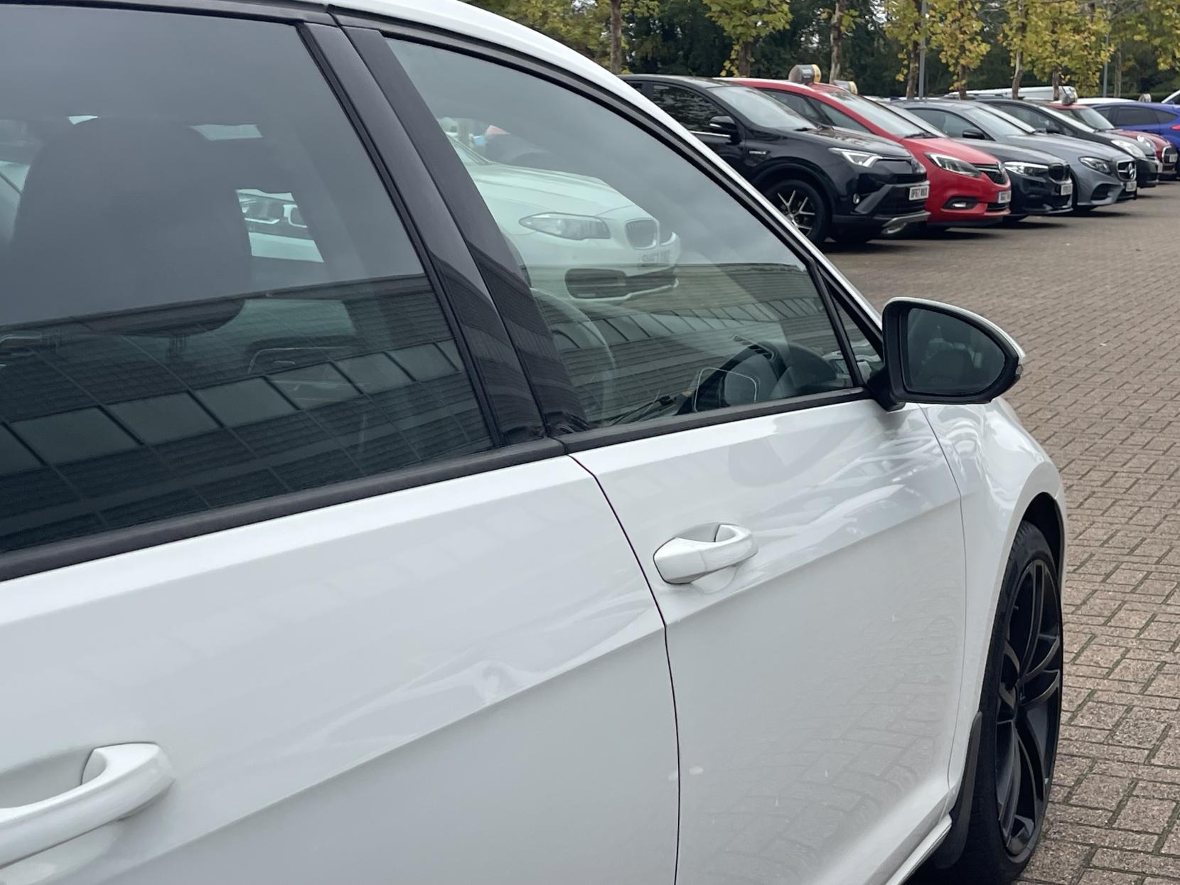 Volkswagen Golf 1.4 TSI BlueMotion Tech ACT GT Hatchback 5dr Petrol Manual Euro 6 (s/s) (140 ps)