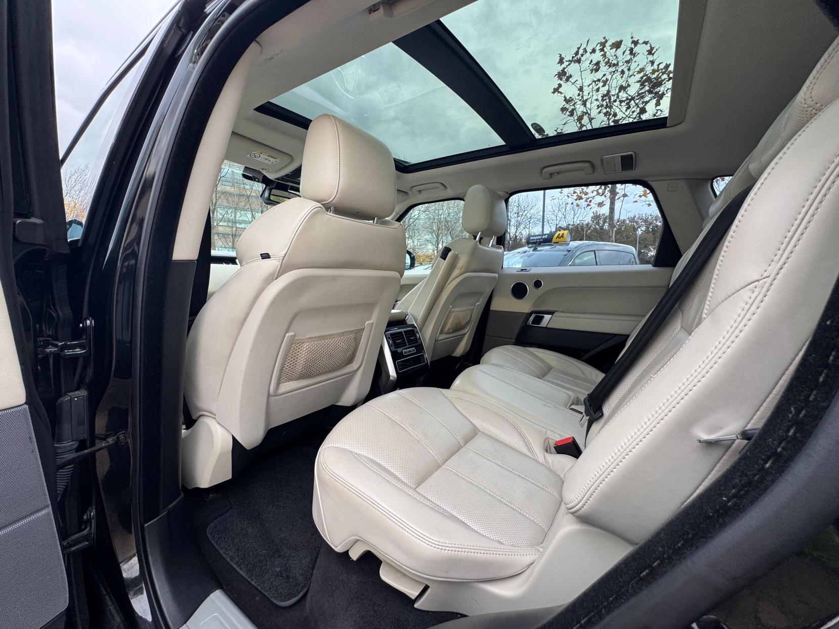 Land Rover Range Rover Sport 3.0 SD V6 HSE SUV 5dr Diesel Auto 4WD Euro 5 (s/s) (292 ps)