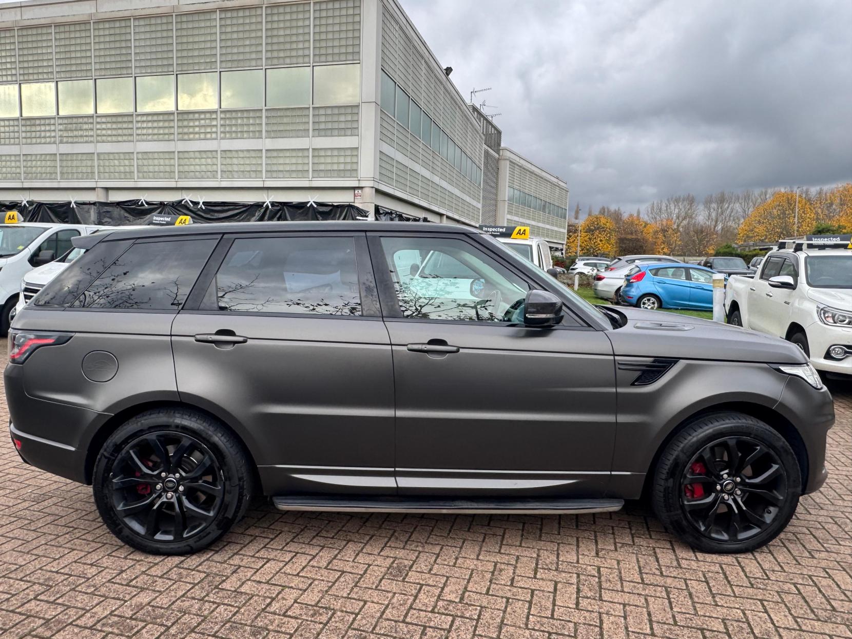 Land Rover Range Rover Sport 3.0 SD V6 HSE SUV 5dr Diesel Auto 4WD Euro 5 (s/s) (292 ps)