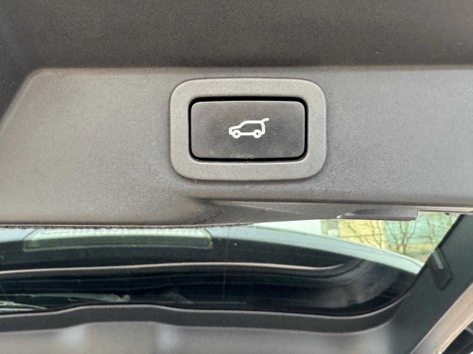 Land Rover Range Rover Sport 3.0 SD V6 HSE SUV 5dr Diesel Auto 4WD Euro 5 (s/s) (292 ps)