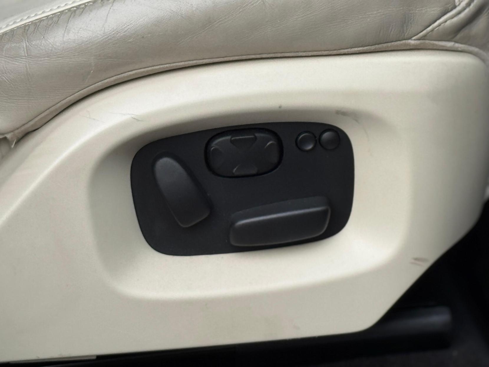 Land Rover Range Rover Sport 3.0 SD V6 HSE SUV 5dr Diesel Auto 4WD Euro 5 (s/s) (292 ps)