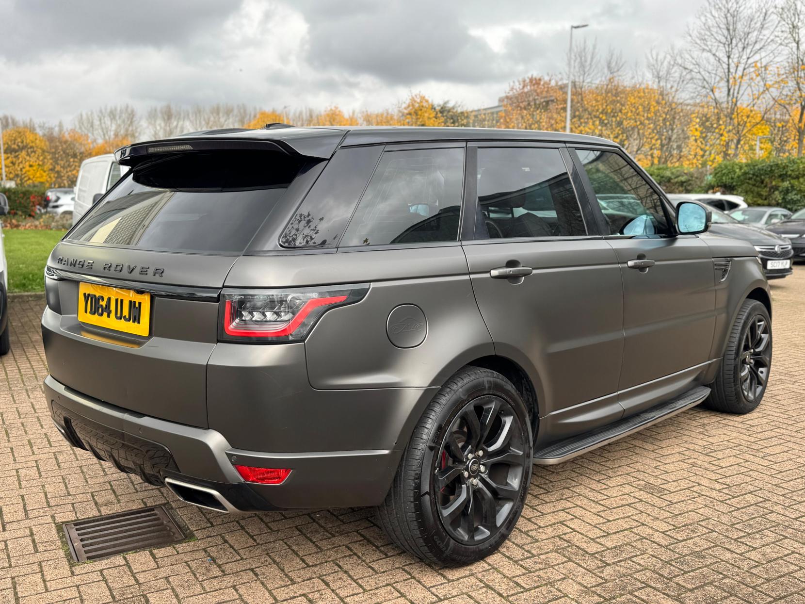 Land Rover Range Rover Sport 3.0 SD V6 HSE SUV 5dr Diesel Auto 4WD Euro 5 (s/s) (292 ps)