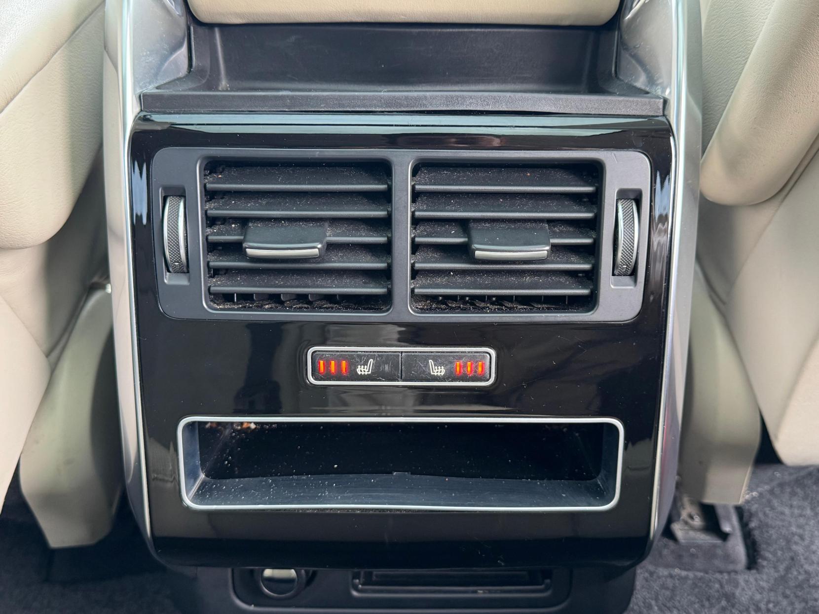 Land Rover Range Rover Sport 3.0 SD V6 HSE SUV 5dr Diesel Auto 4WD Euro 5 (s/s) (292 ps)