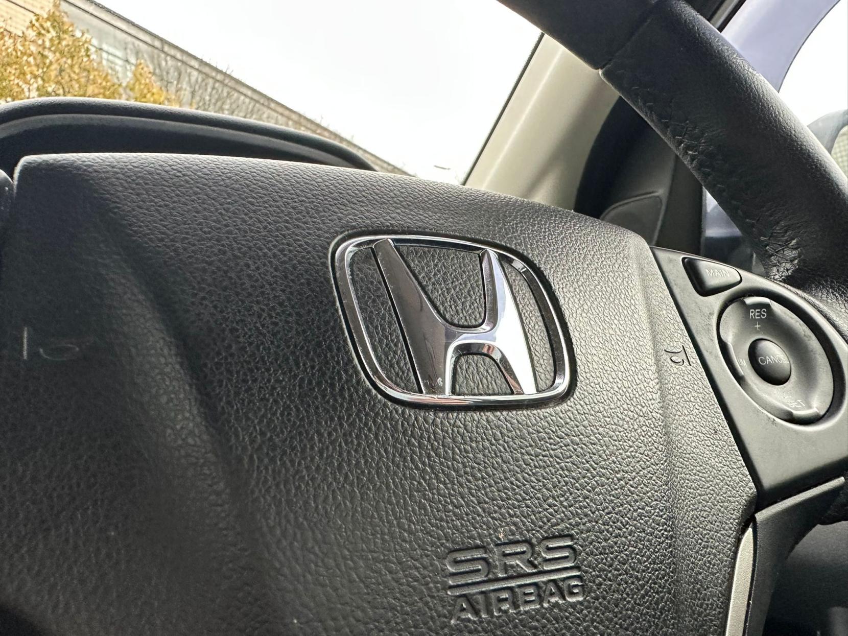 Honda CR-V 2.0 i-VTEC Black Edition SUV 5dr Petrol Auto 4WD Euro 5 (155 ps)