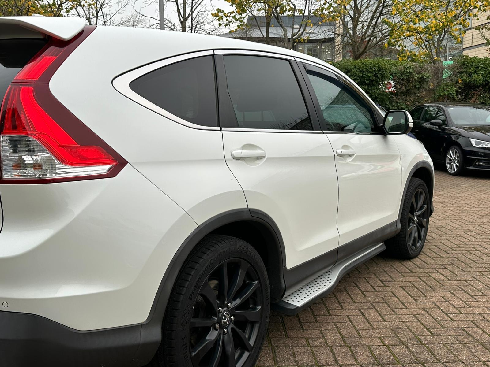 Honda CR-V 2.0 i-VTEC Black Edition SUV 5dr Petrol Auto 4WD Euro 5 (155 ps)