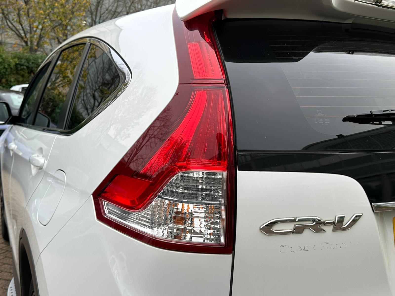 Honda CR-V 2.0 i-VTEC Black Edition SUV 5dr Petrol Auto 4WD Euro 5 (155 ps)