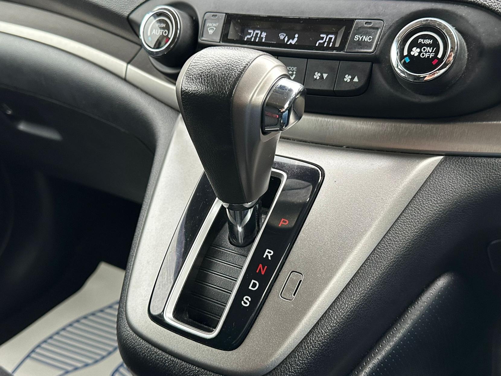 Honda CR-V 2.0 i-VTEC Black Edition SUV 5dr Petrol Auto 4WD Euro 5 (155 ps)