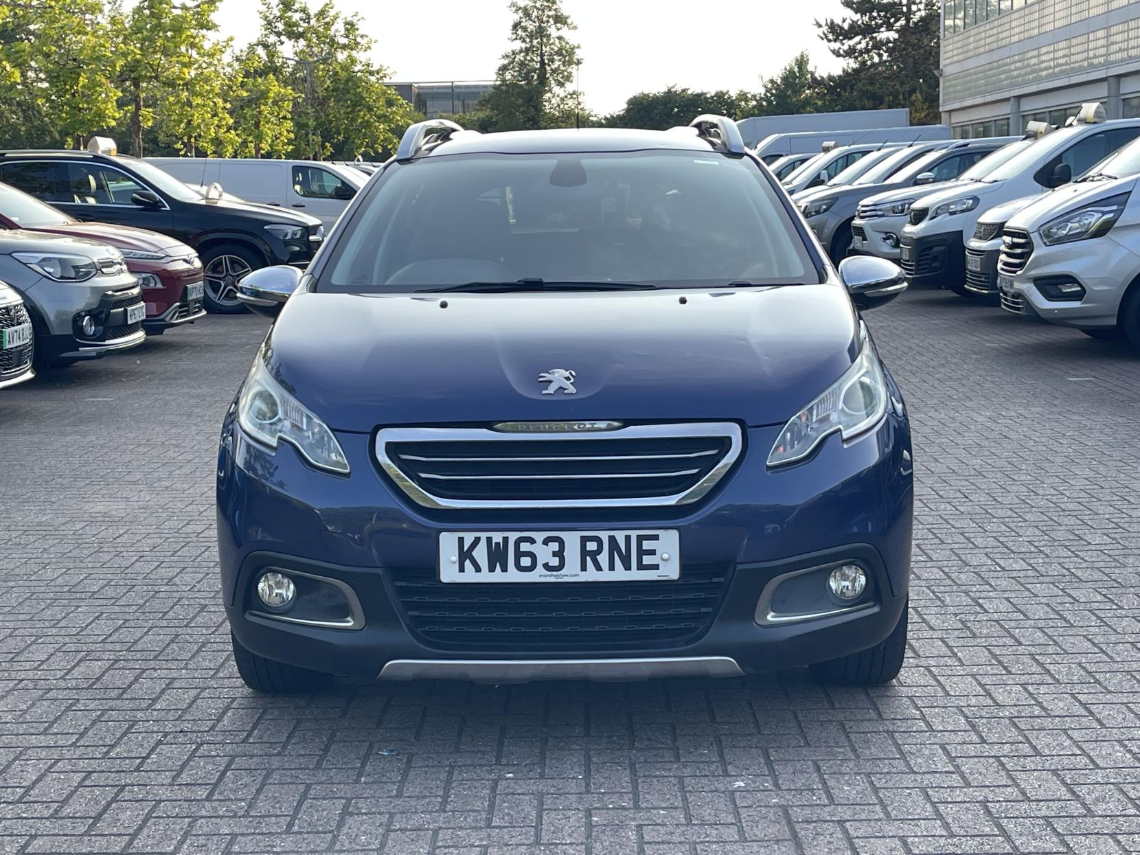 Peugeot 2008 1.6 e-HDi Allure SUV 5dr Diesel EGC Euro 5 (s/s) (92 ps)