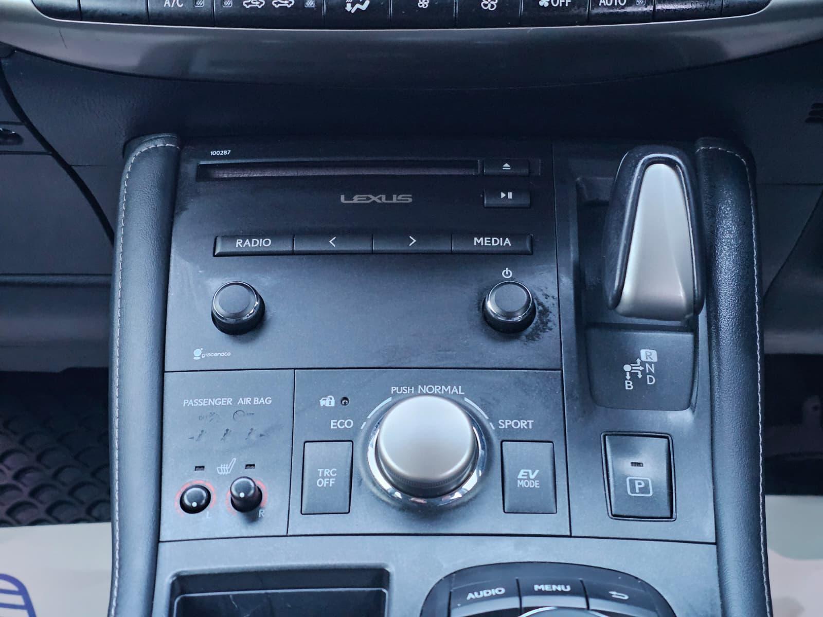 Lexus CT 1.8 200h Advance Hatchback 5dr Petrol Hybrid CVT Euro 6 (s/s) (136 ps)