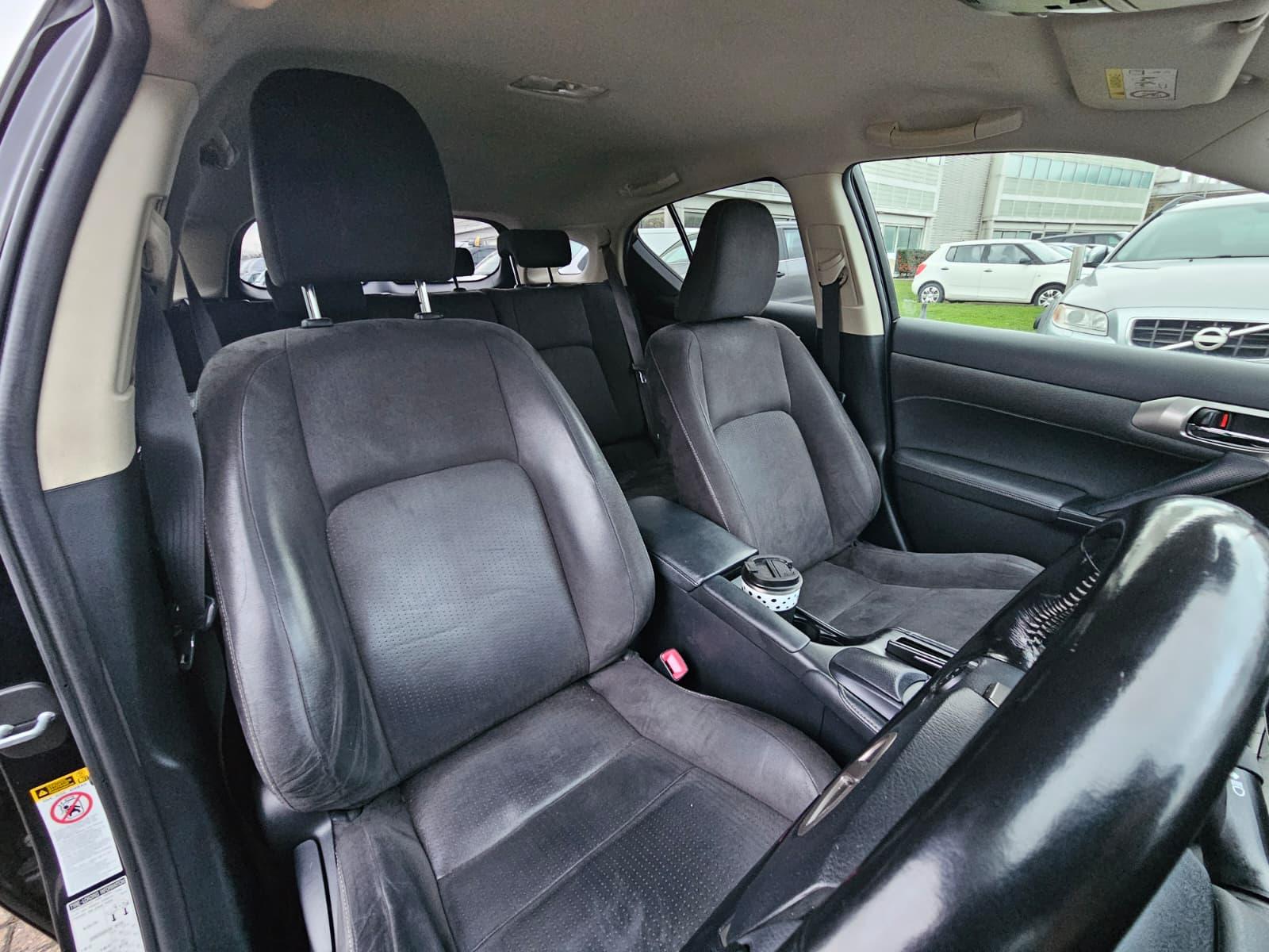 Lexus CT 1.8 200h Advance Hatchback 5dr Petrol Hybrid CVT Euro 6 (s/s) (136 ps)