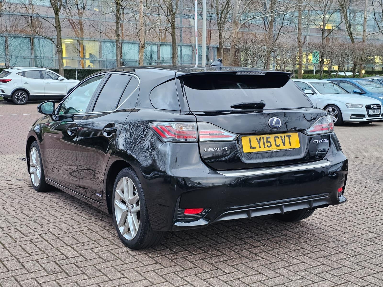 Lexus CT 1.8 200h Advance Hatchback 5dr Petrol Hybrid CVT Euro 6 (s/s) (136 ps)