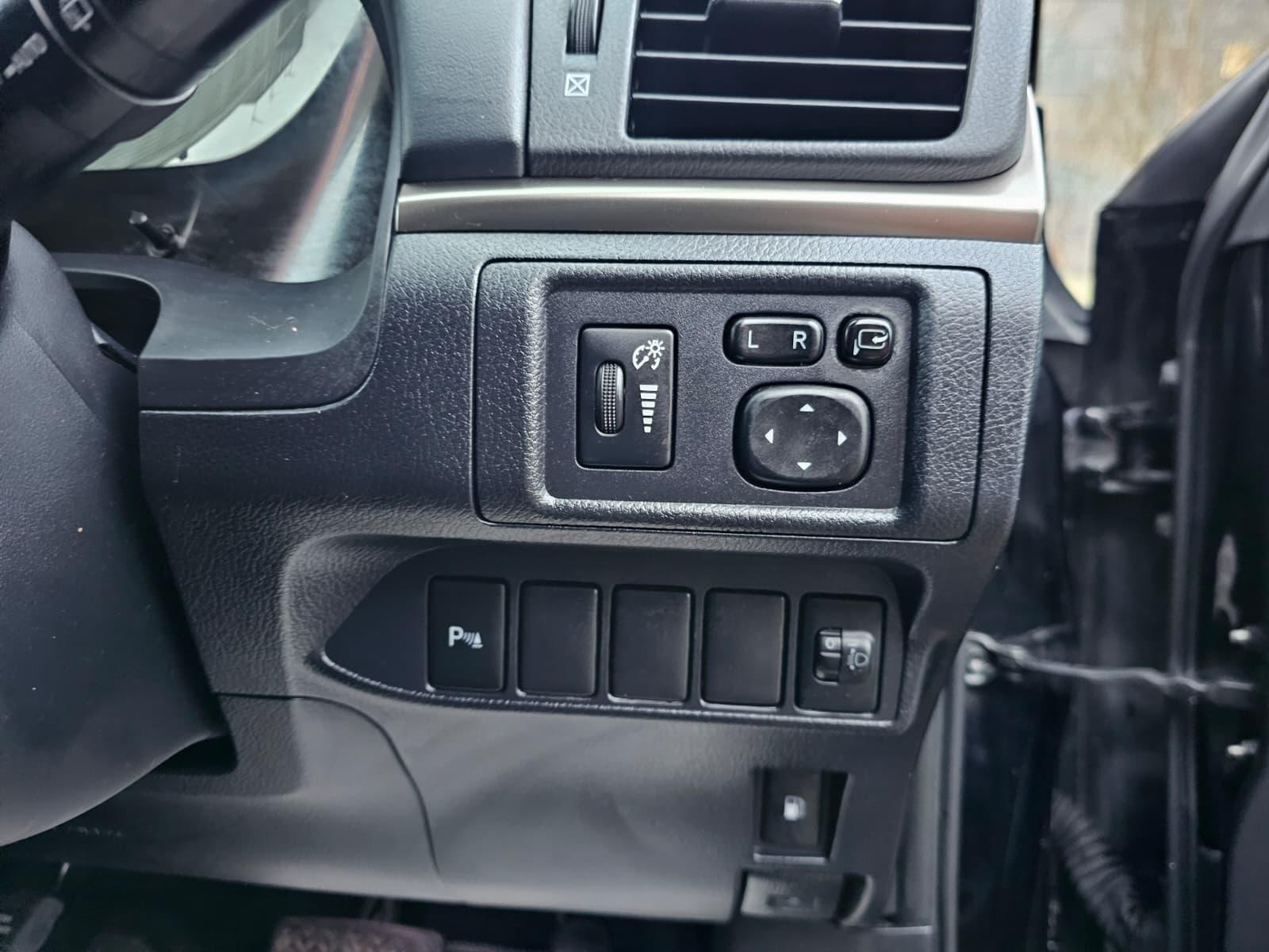 Lexus CT 1.8 200h Advance Hatchback 5dr Petrol Hybrid CVT Euro 6 (s/s) (136 ps)