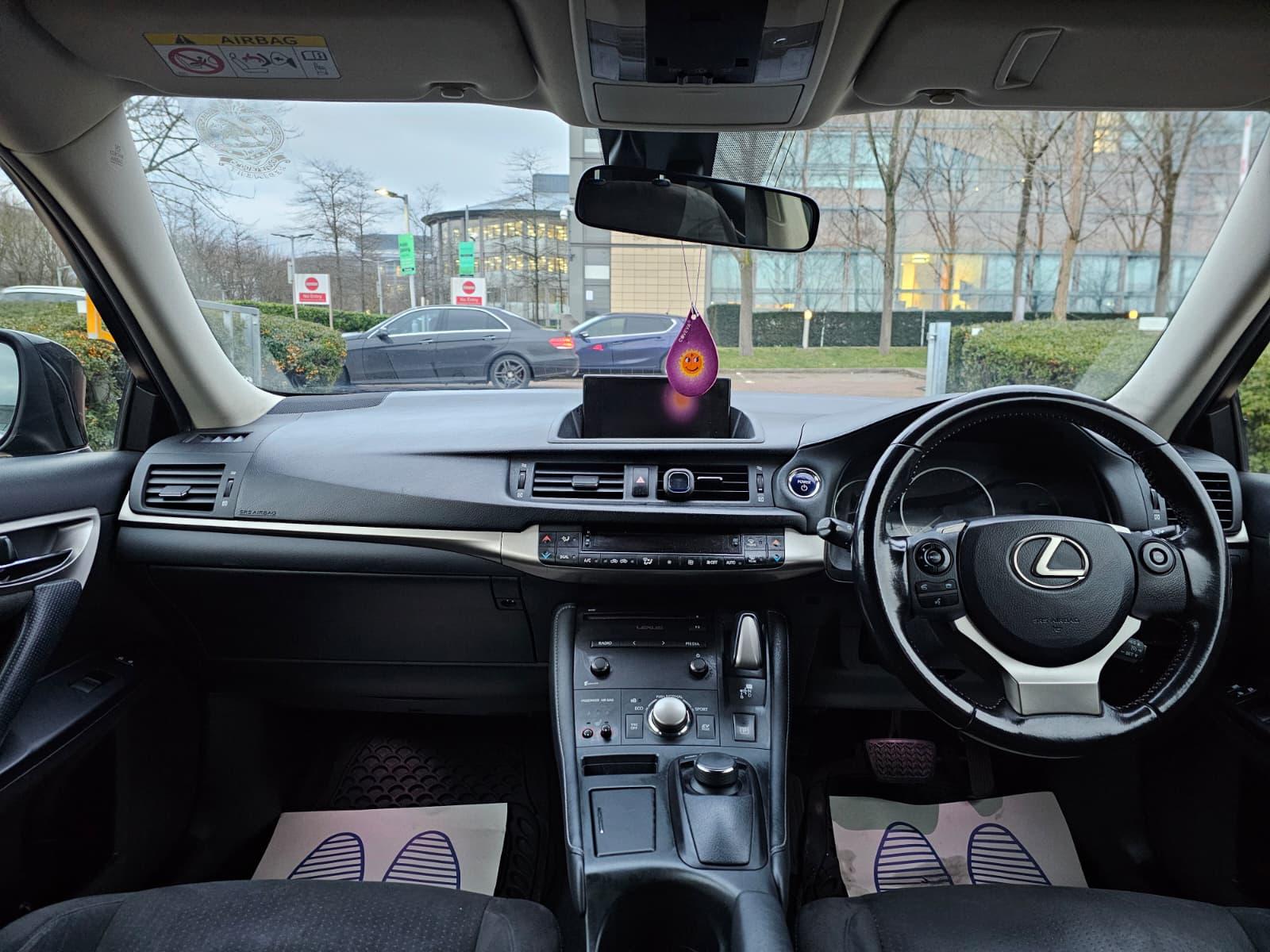 Lexus CT 1.8 200h Advance Hatchback 5dr Petrol Hybrid CVT Euro 6 (s/s) (136 ps)