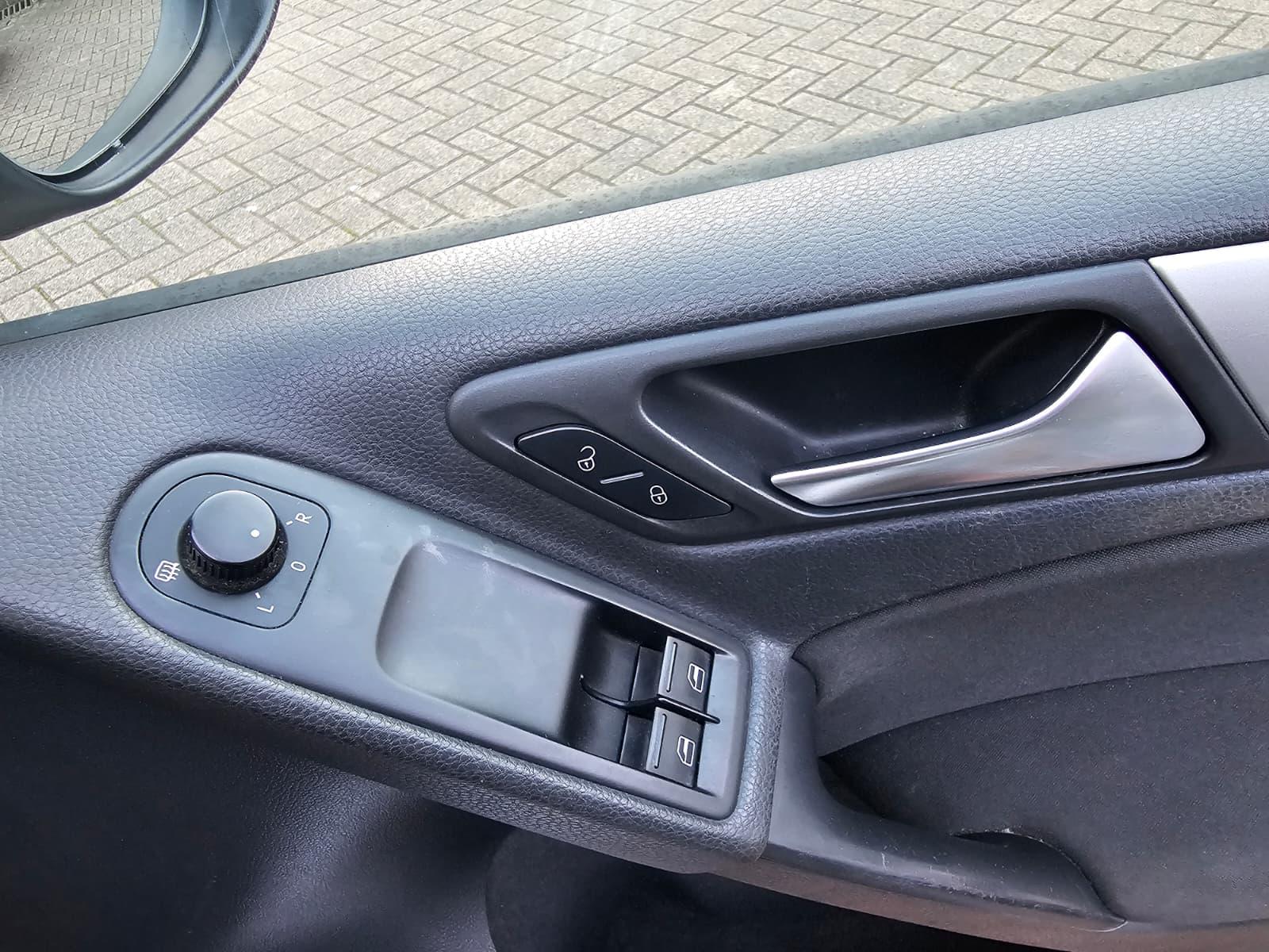 Volkswagen Golf 1.4 Twist Hatchback 5dr Petrol Manual Euro 5 (80 ps)