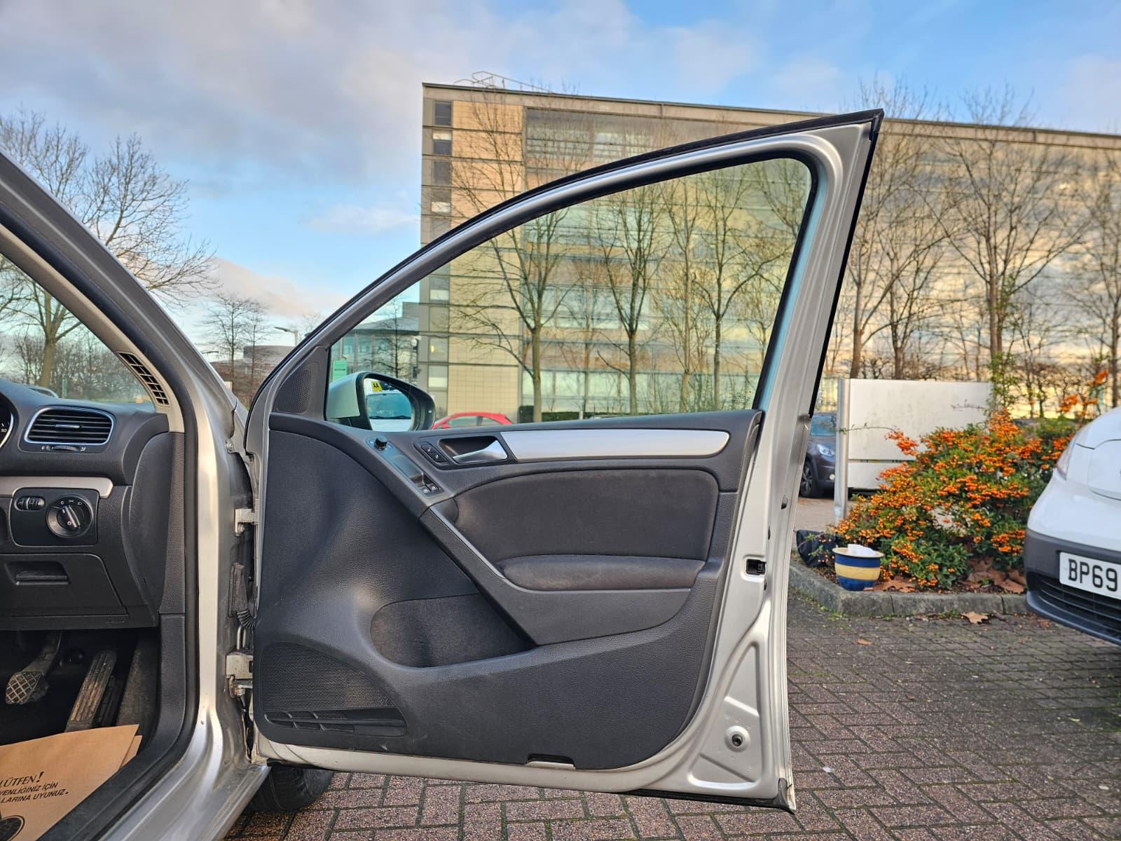 Volkswagen Golf 1.4 Twist Hatchback 5dr Petrol Manual Euro 5 (80 ps)