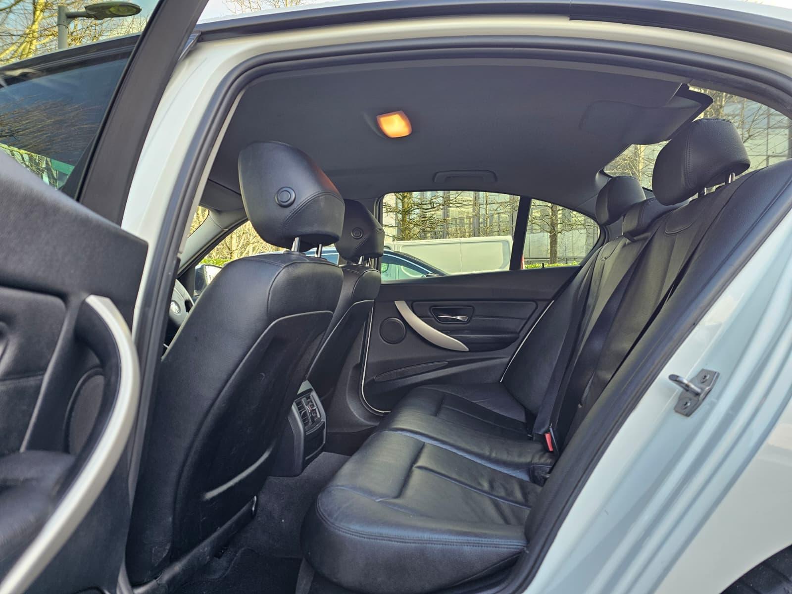 BMW 3 Series 2.0 320d ED EfficientDynamics Business Saloon 4dr Diesel Auto Euro 5 (s/s) (163 ps)