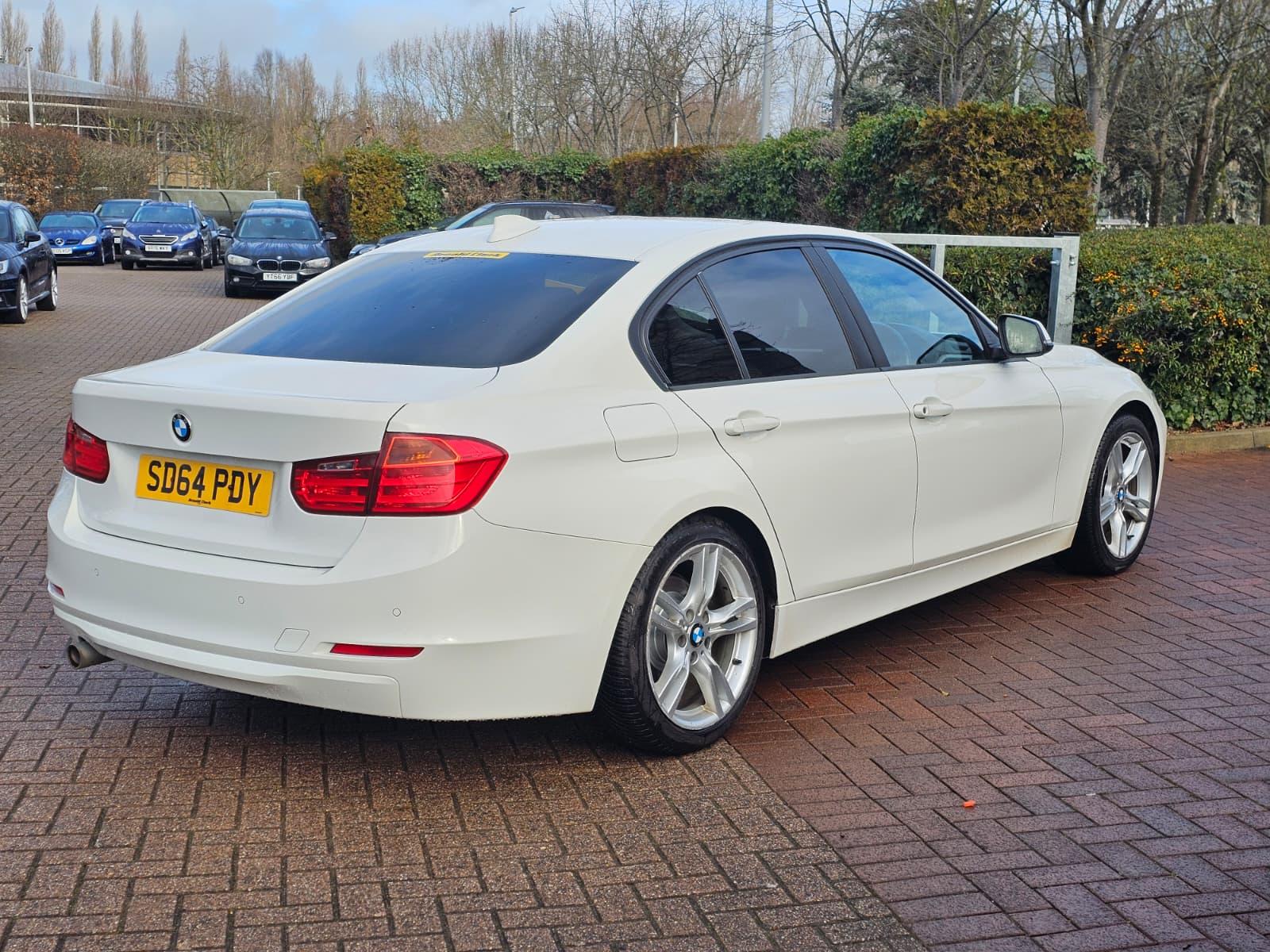 BMW 3 Series 2.0 320d ED EfficientDynamics Business Saloon 4dr Diesel Auto Euro 5 (s/s) (163 ps)