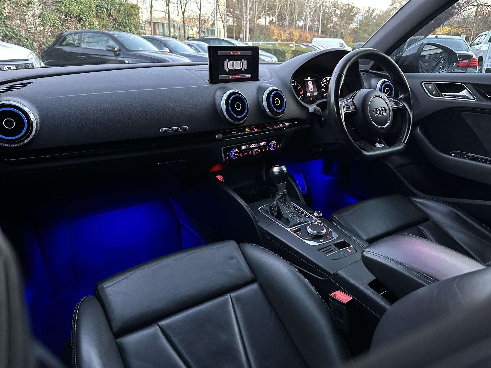 Audi RS3 2.5 TFSI Sportback 5dr Petrol S Tronic quattro Euro 6 (s/s) (Nav) (367 ps)