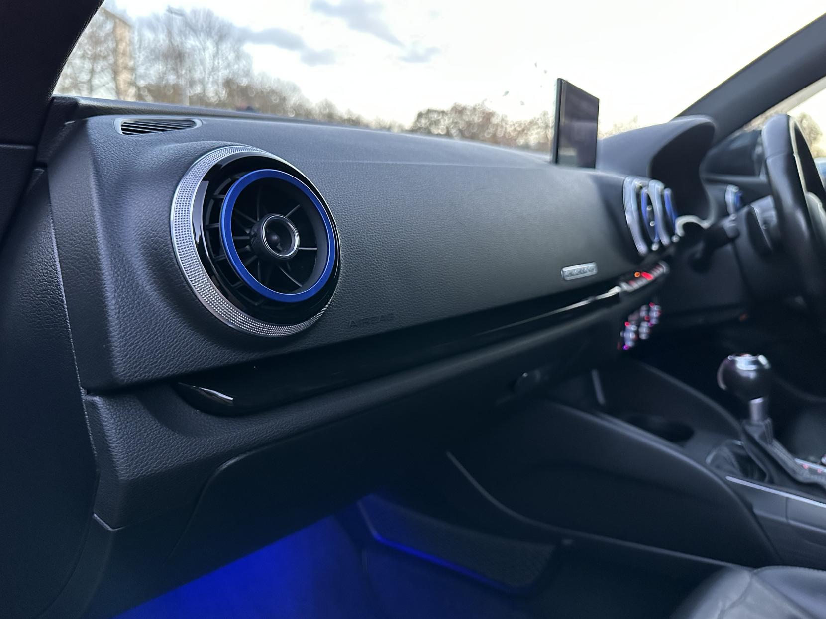 Audi RS3 2.5 TFSI Sportback 5dr Petrol S Tronic quattro Euro 6 (s/s) (Nav) (367 ps)