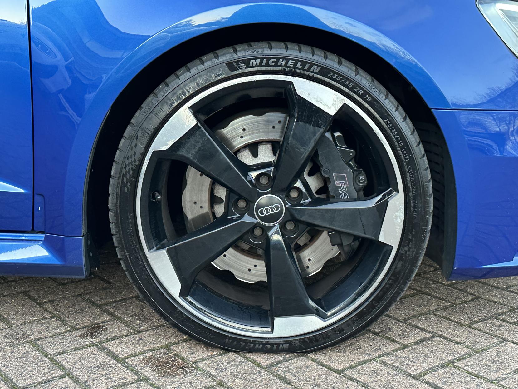 Audi RS3 2.5 TFSI Sportback 5dr Petrol S Tronic quattro Euro 6 (s/s) (Nav) (367 ps)