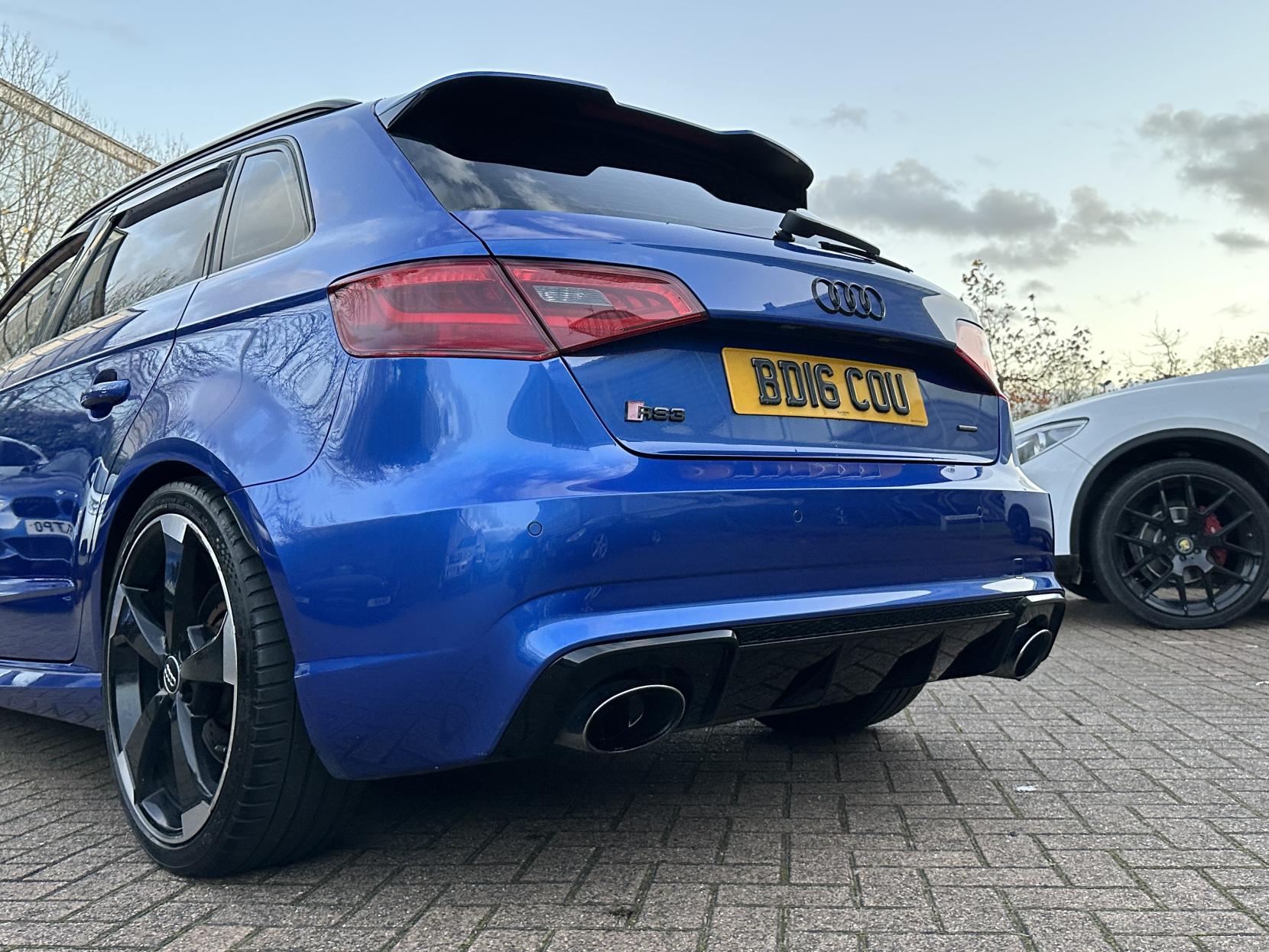 Audi RS3 2.5 TFSI Sportback 5dr Petrol S Tronic quattro Euro 6 (s/s) (Nav) (367 ps)
