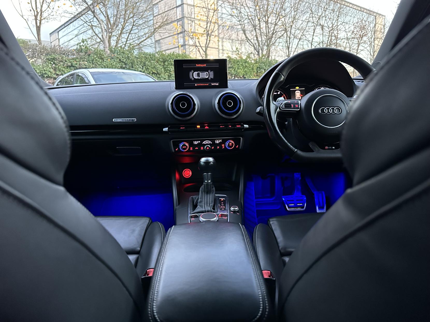 Audi RS3 2.5 TFSI Sportback 5dr Petrol S Tronic quattro Euro 6 (s/s) (Nav) (367 ps)