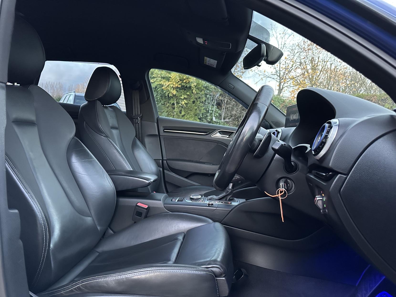 Audi RS3 2.5 TFSI Sportback 5dr Petrol S Tronic quattro Euro 6 (s/s) (Nav) (367 ps)