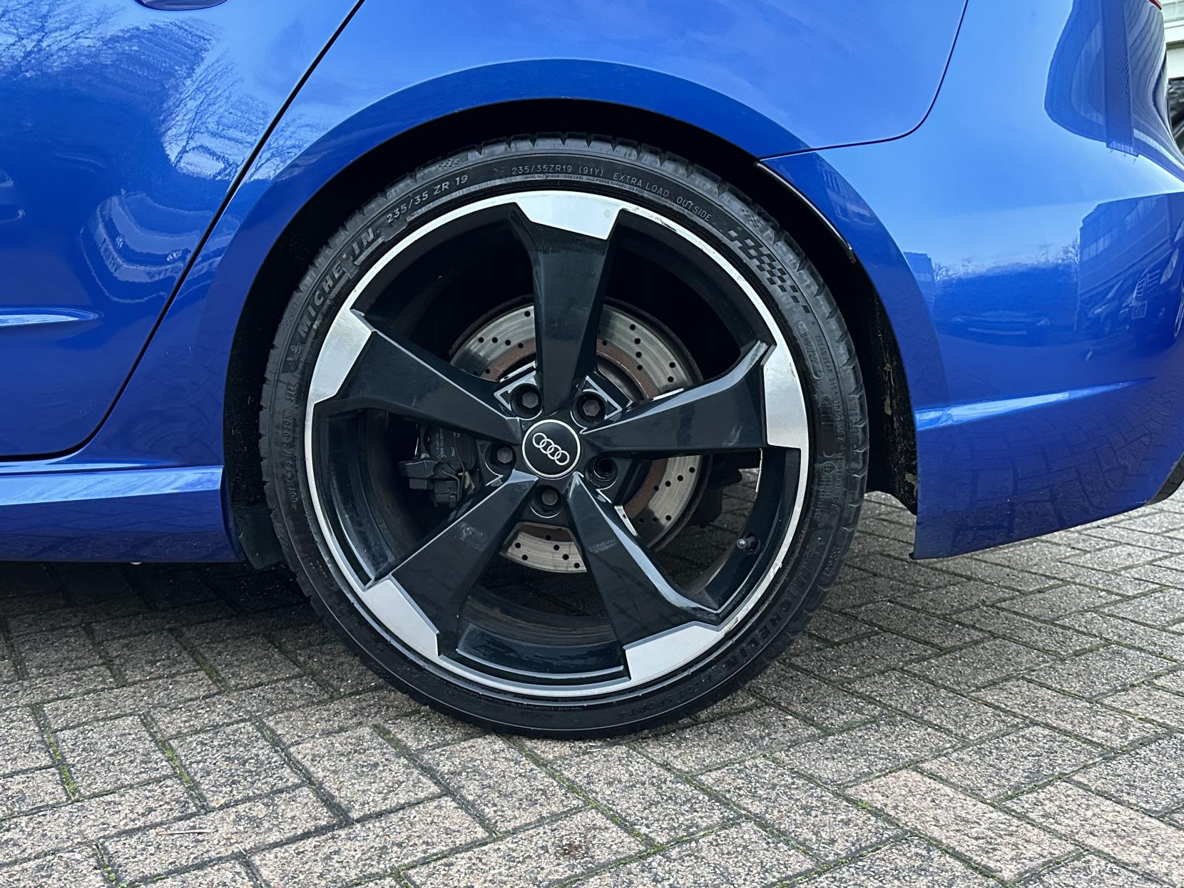 Audi RS3 2.5 TFSI Sportback 5dr Petrol S Tronic quattro Euro 6 (s/s) (Nav) (367 ps)