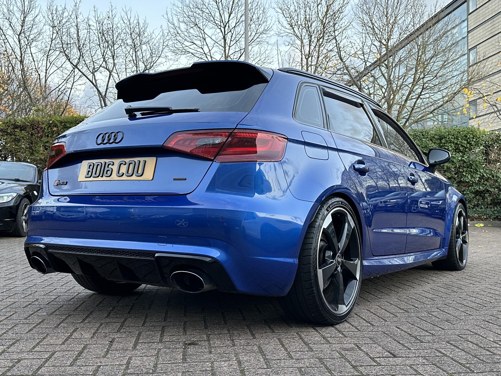 Audi RS3 2.5 TFSI Sportback 5dr Petrol S Tronic quattro Euro 6 (s/s) (Nav) (367 ps)