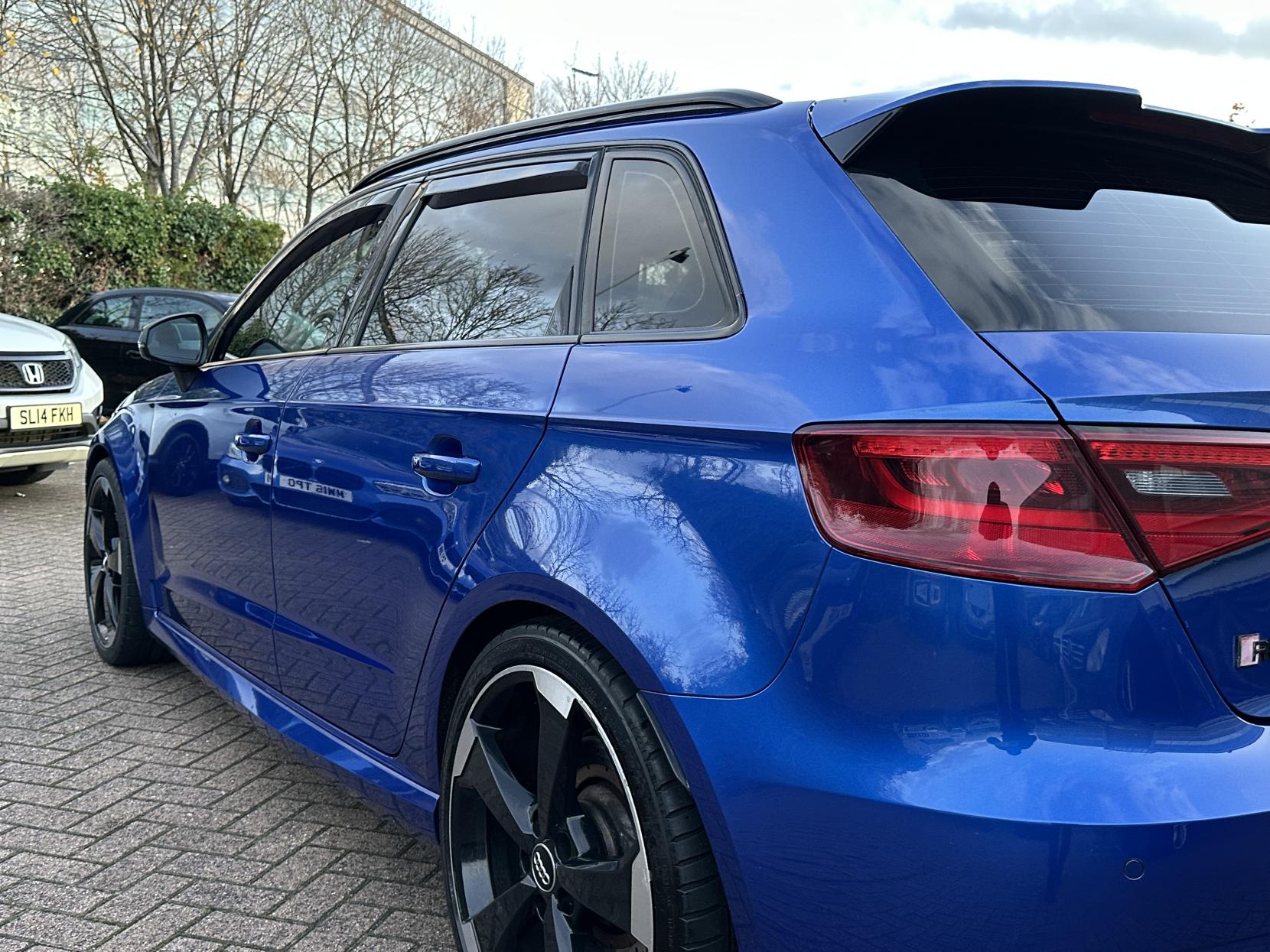 Audi RS3 2.5 TFSI Sportback 5dr Petrol S Tronic quattro Euro 6 (s/s) (Nav) (367 ps)