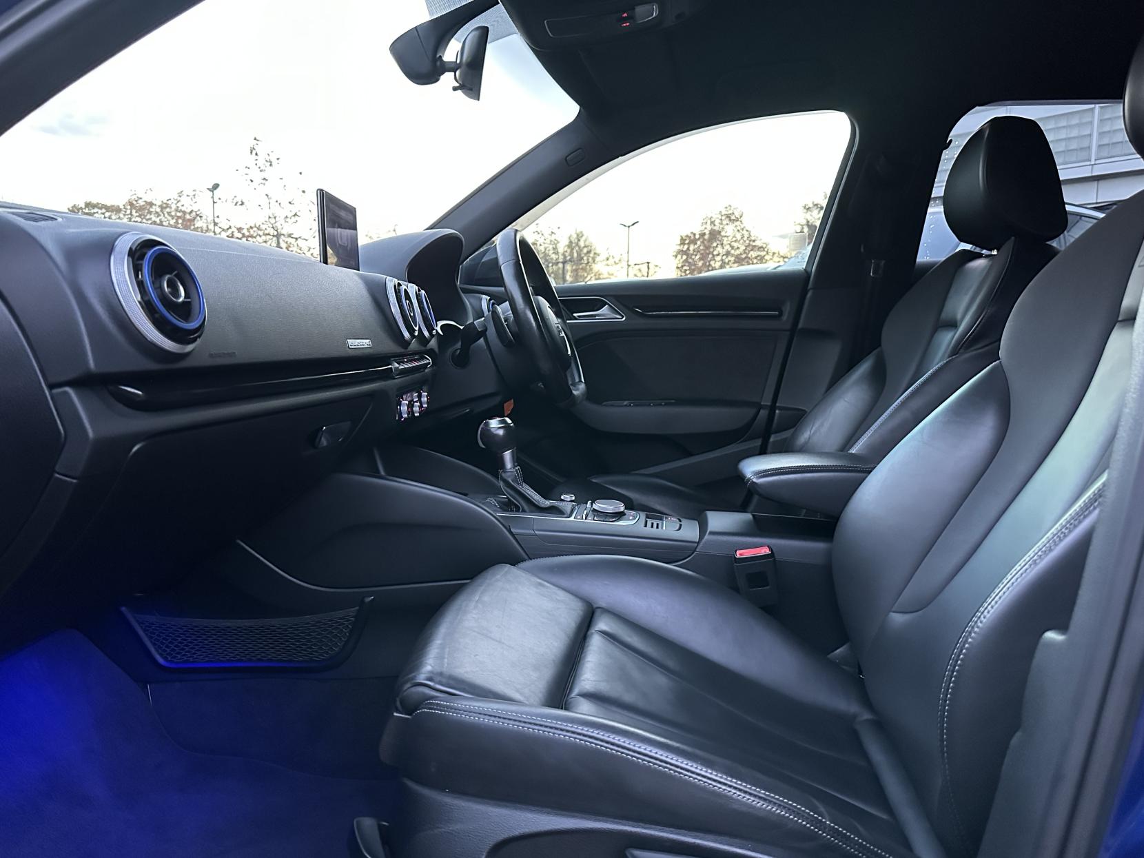 Audi RS3 2.5 TFSI Sportback 5dr Petrol S Tronic quattro Euro 6 (s/s) (Nav) (367 ps)