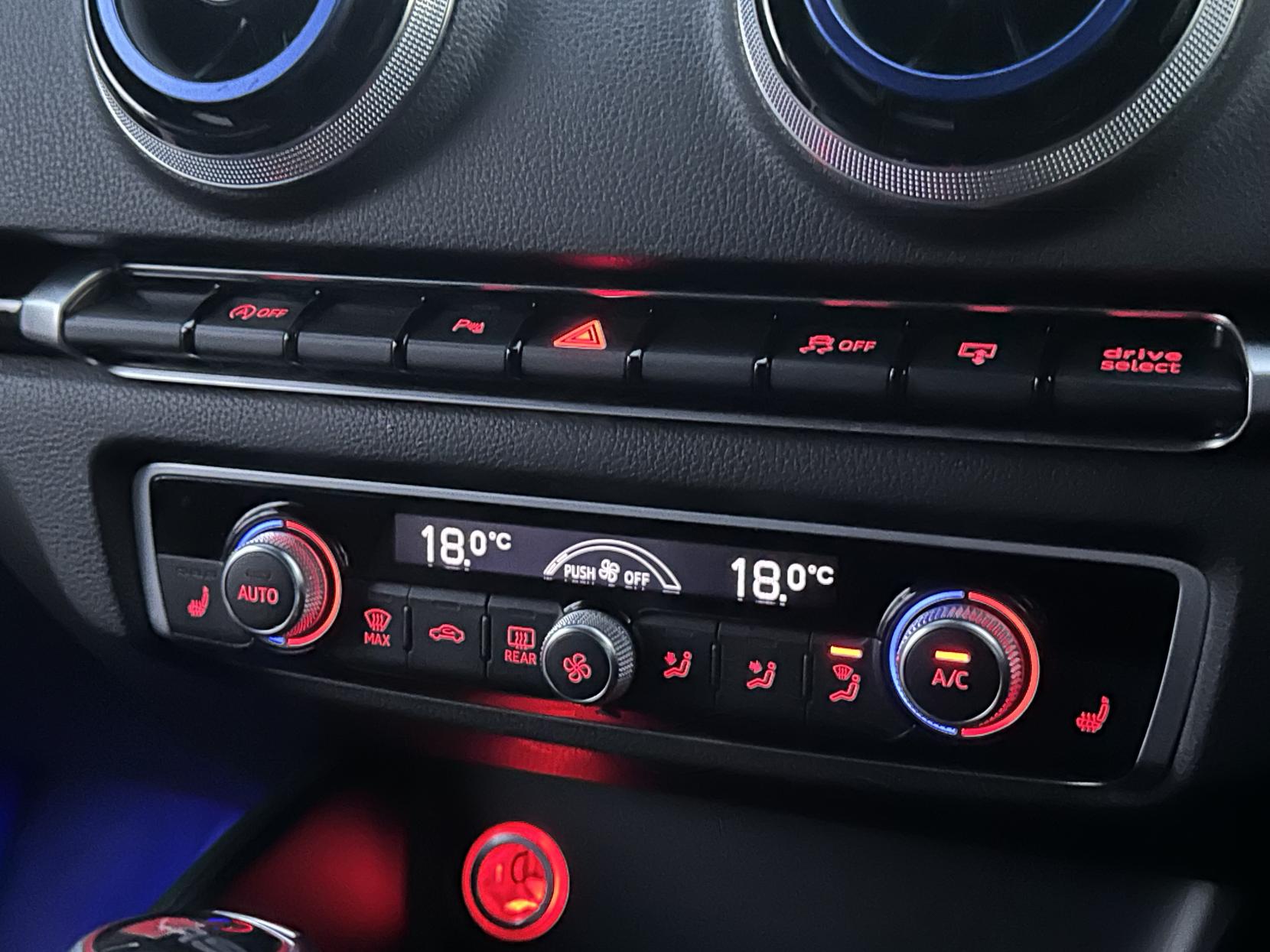 Audi RS3 2.5 TFSI Sportback 5dr Petrol S Tronic quattro Euro 6 (s/s) (Nav) (367 ps)