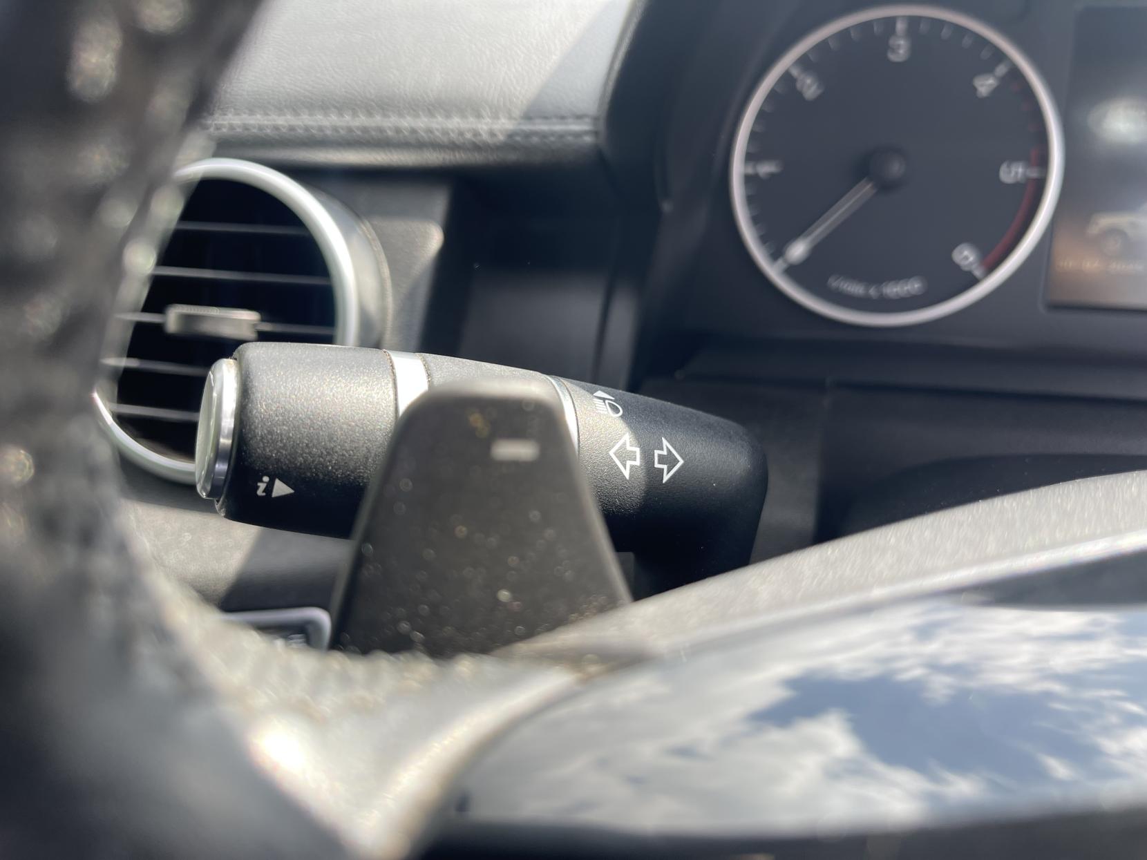 Land Rover Discovery 4 3.0 SD V6 HSE SUV 5dr Diesel Auto 4WD Euro 5 (255 bhp)