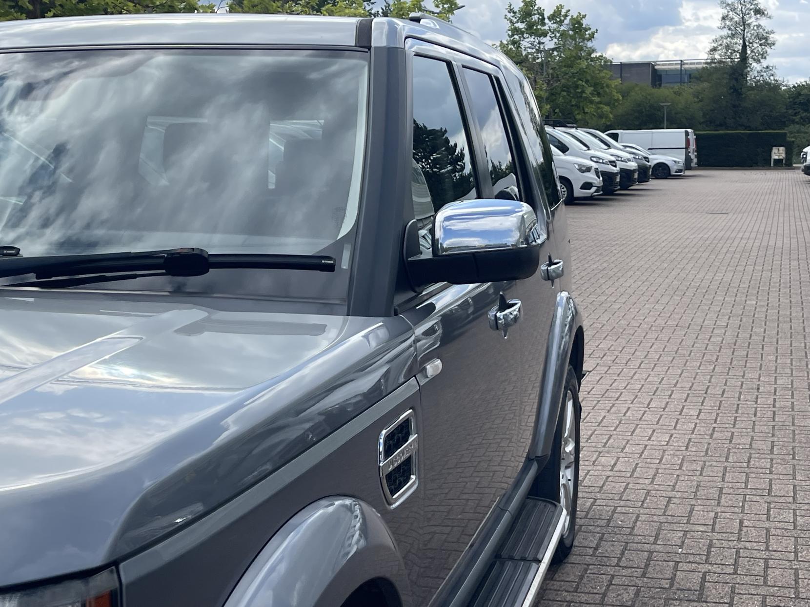 Land Rover Discovery 4 3.0 SD V6 HSE SUV 5dr Diesel Auto 4WD Euro 5 (255 bhp)