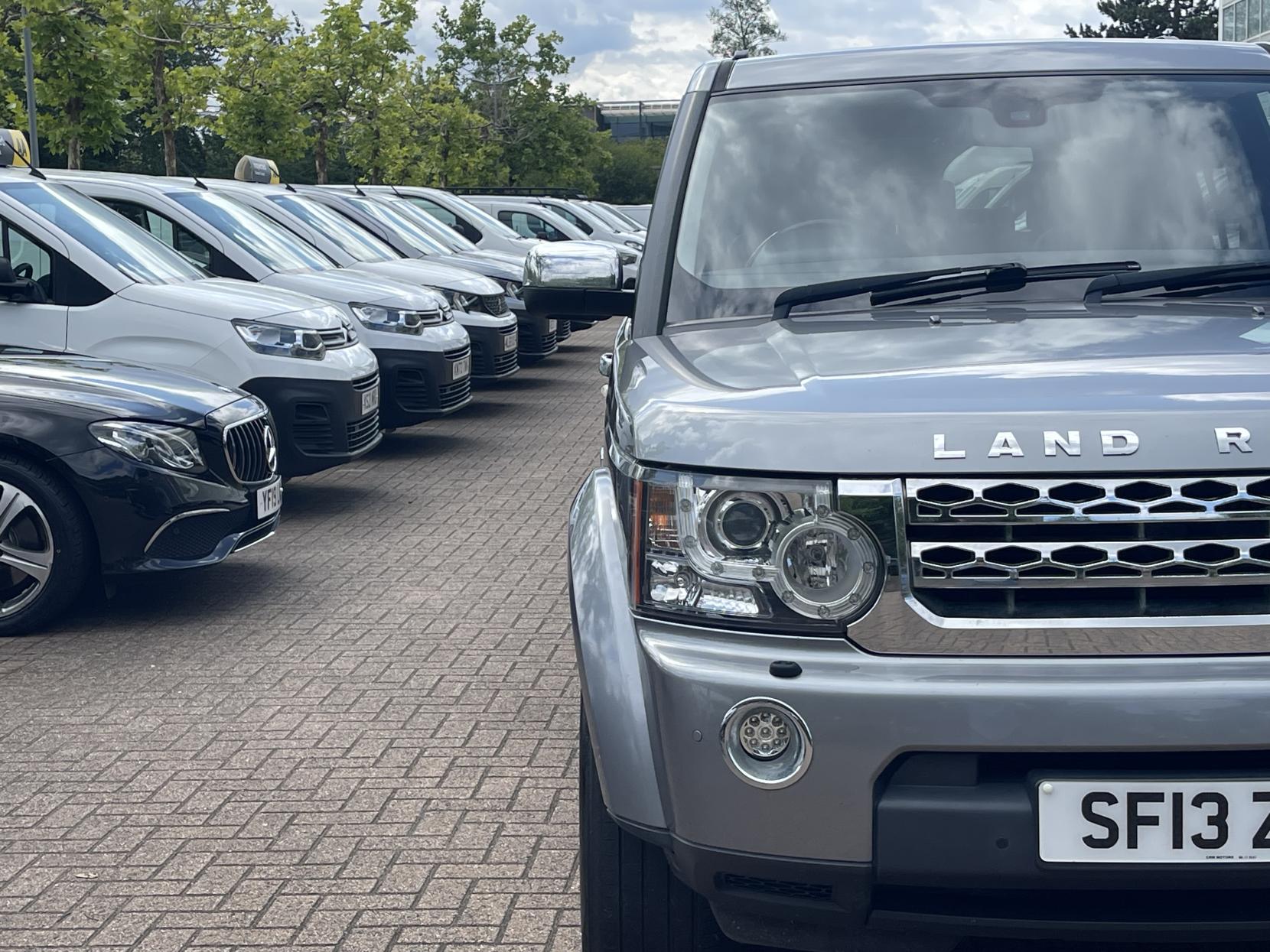 Land Rover Discovery 4 3.0 SD V6 HSE SUV 5dr Diesel Auto 4WD Euro 5 (255 bhp)