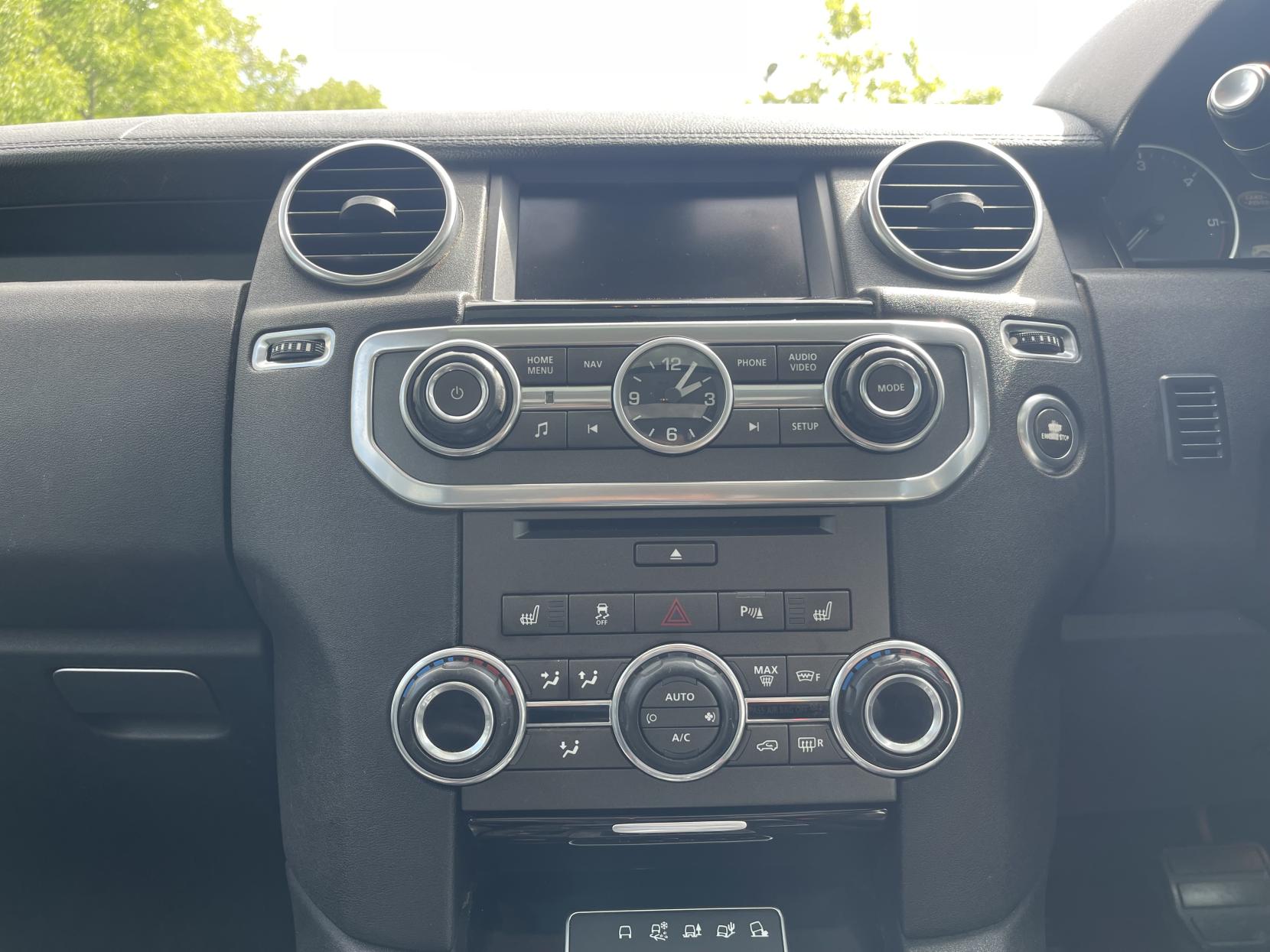 Land Rover Discovery 4 3.0 SD V6 HSE SUV 5dr Diesel Auto 4WD Euro 5 (255 bhp)