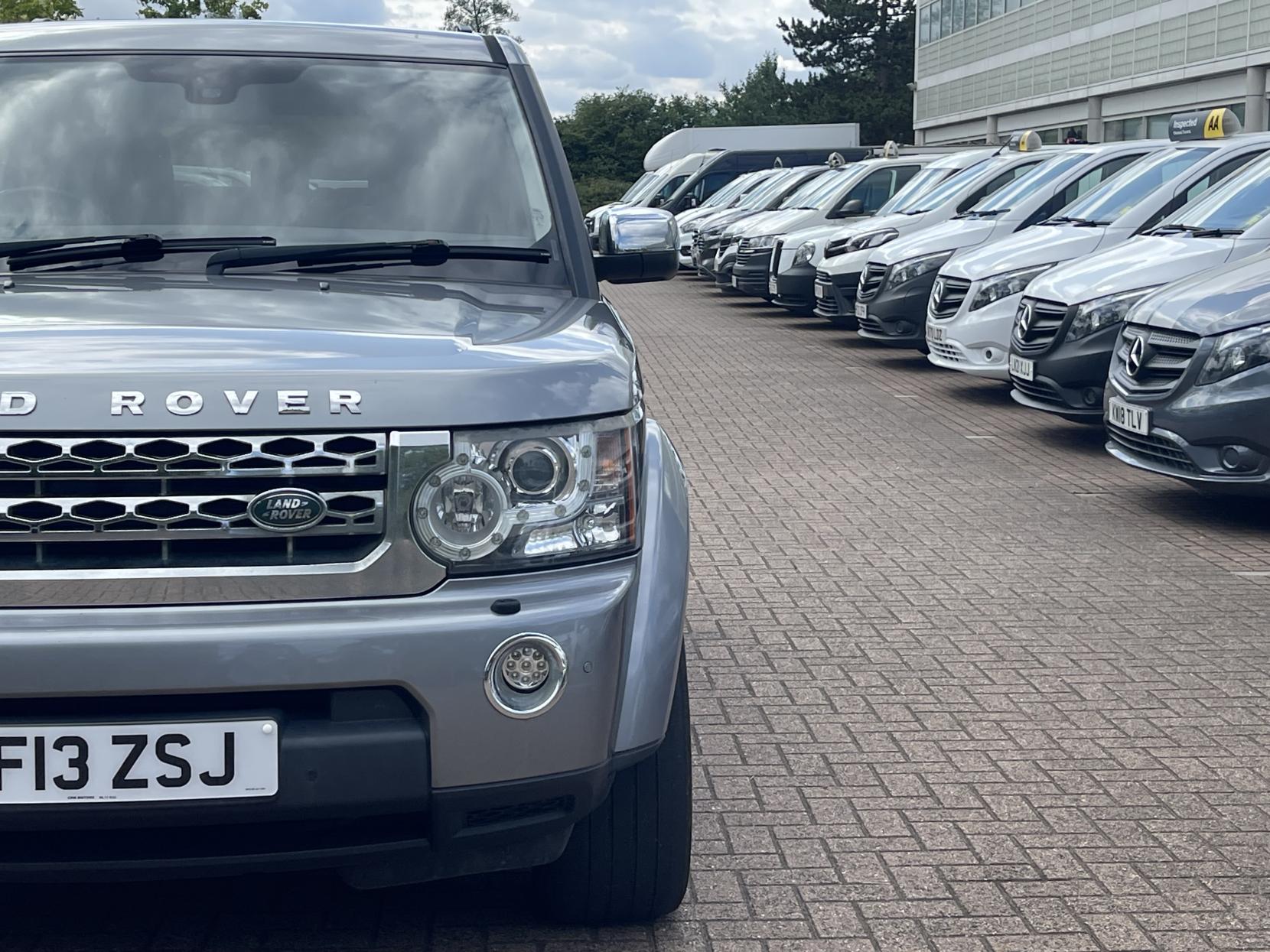 Land Rover Discovery 4 3.0 SD V6 HSE SUV 5dr Diesel Auto 4WD Euro 5 (255 bhp)