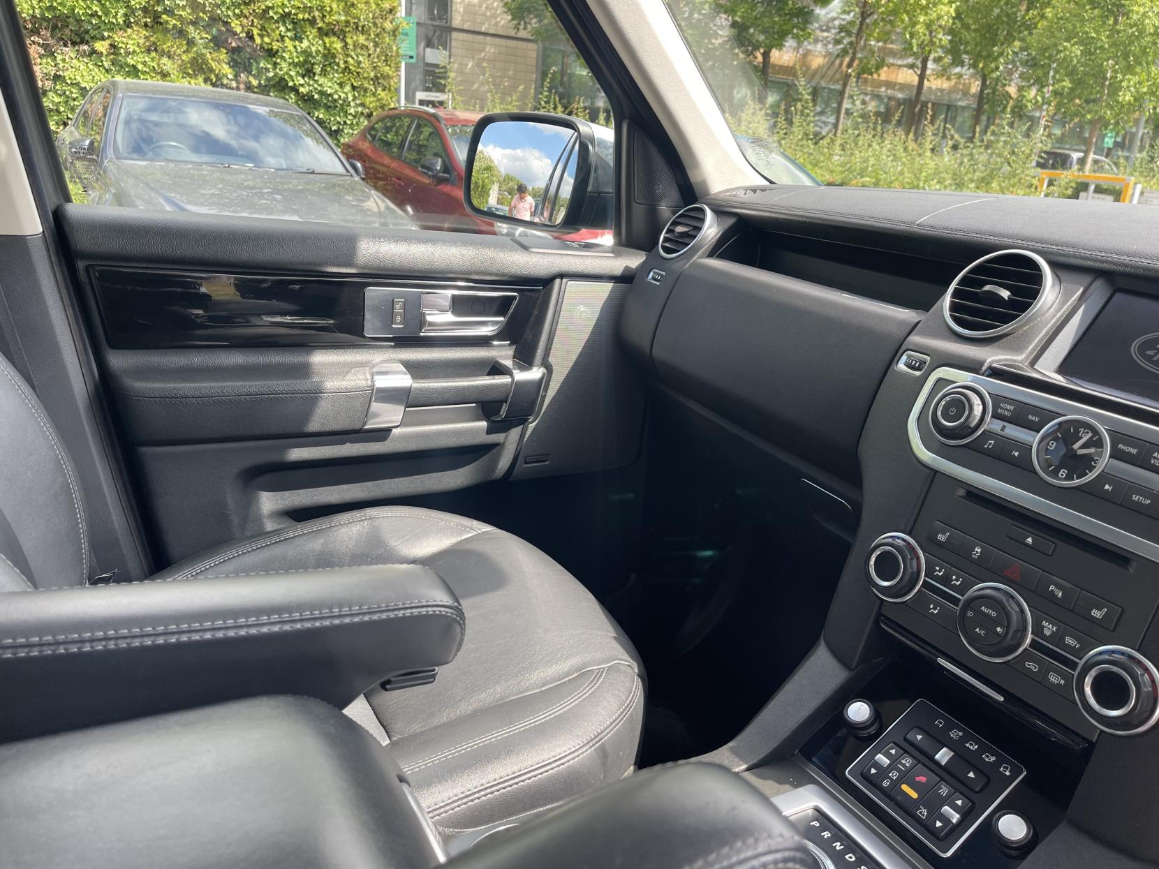 Land Rover Discovery 4 3.0 SD V6 HSE SUV 5dr Diesel Auto 4WD Euro 5 (255 bhp)