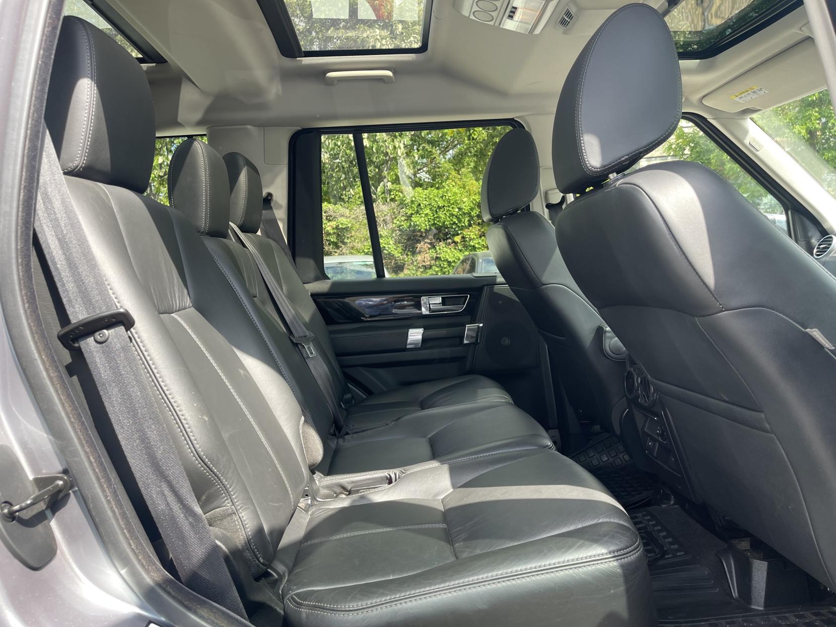 Land Rover Discovery 4 3.0 SD V6 HSE SUV 5dr Diesel Auto 4WD Euro 5 (255 bhp)