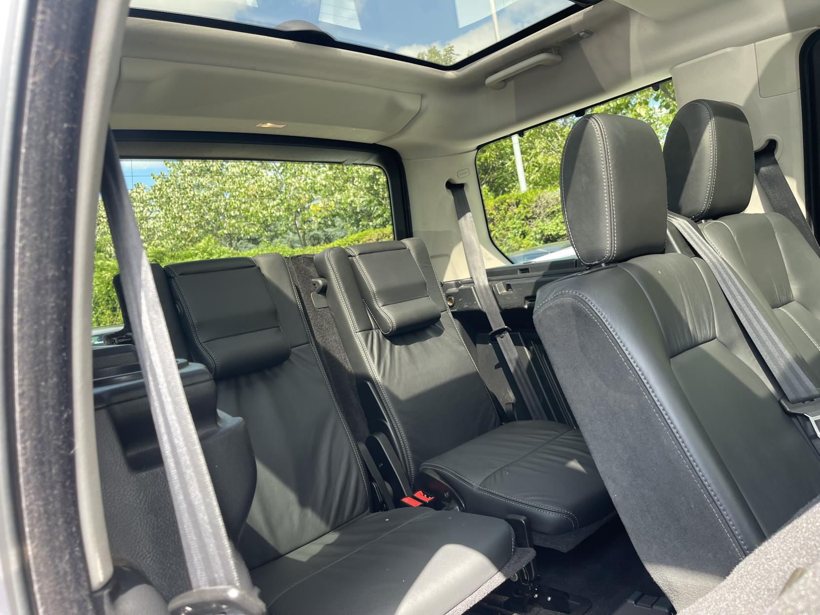 Land Rover Discovery 4 3.0 SD V6 HSE SUV 5dr Diesel Auto 4WD Euro 5 (255 bhp)