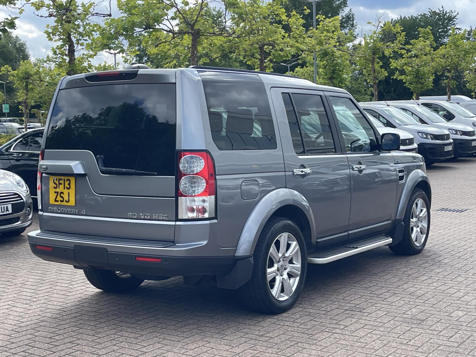 Land Rover Discovery 4 3.0 SD V6 HSE SUV 5dr Diesel Auto 4WD Euro 5 (255 bhp)