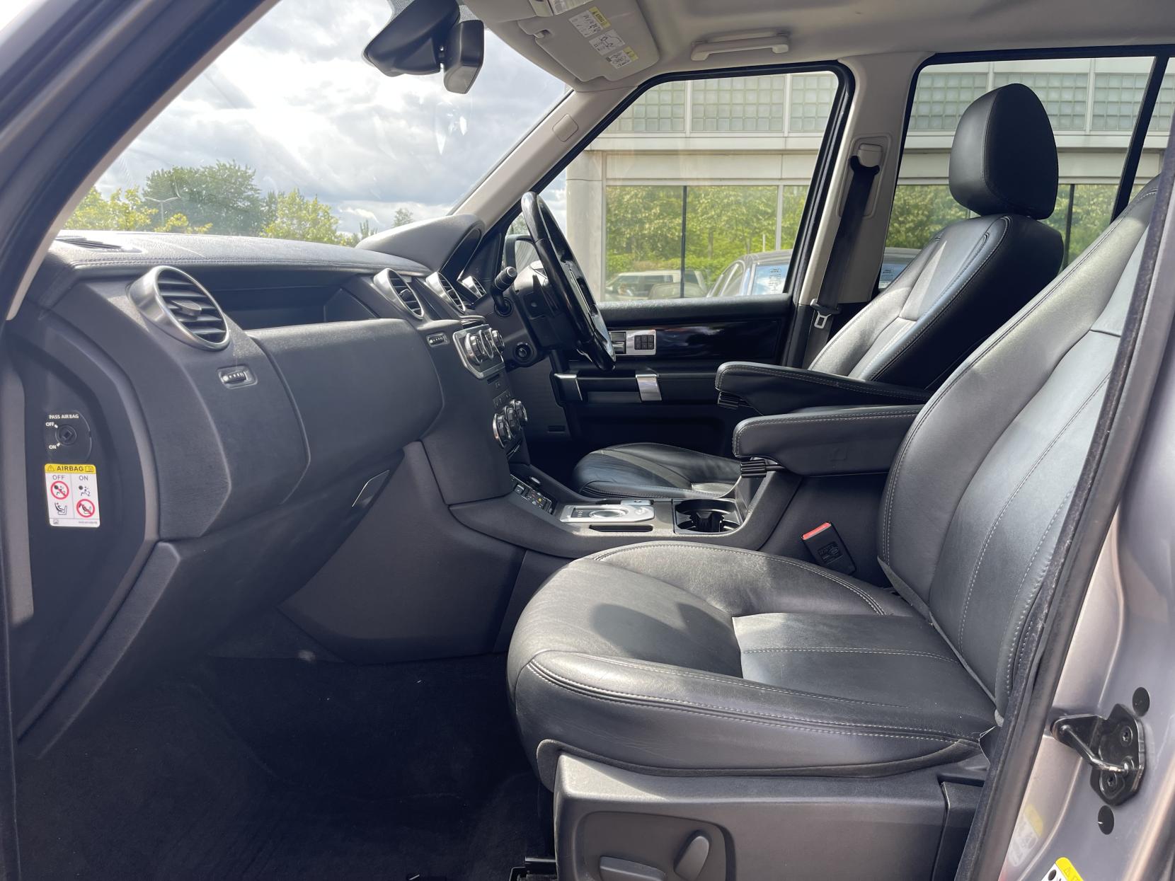 Land Rover Discovery 4 3.0 SD V6 HSE SUV 5dr Diesel Auto 4WD Euro 5 (255 bhp)