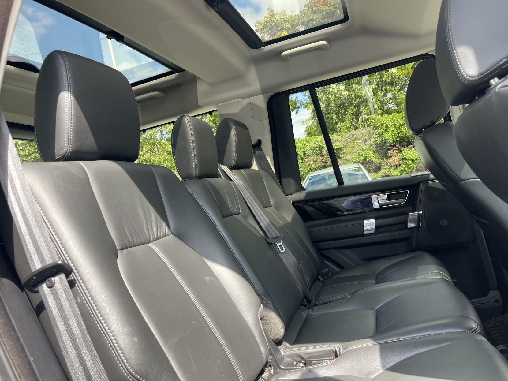 Land Rover Discovery 4 3.0 SD V6 HSE SUV 5dr Diesel Auto 4WD Euro 5 (255 bhp)