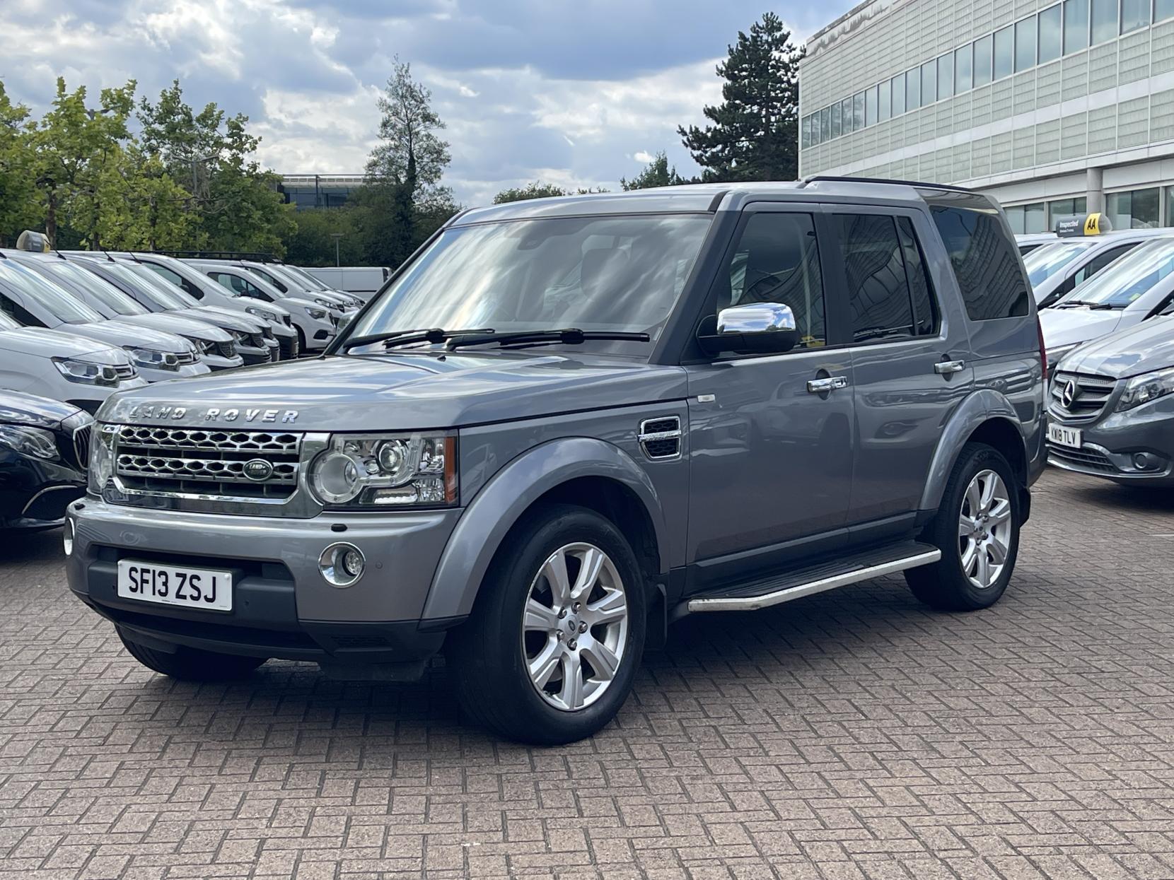 Land Rover Discovery 4 3.0 SD V6 HSE SUV 5dr Diesel Auto 4WD Euro 5 (255 bhp)