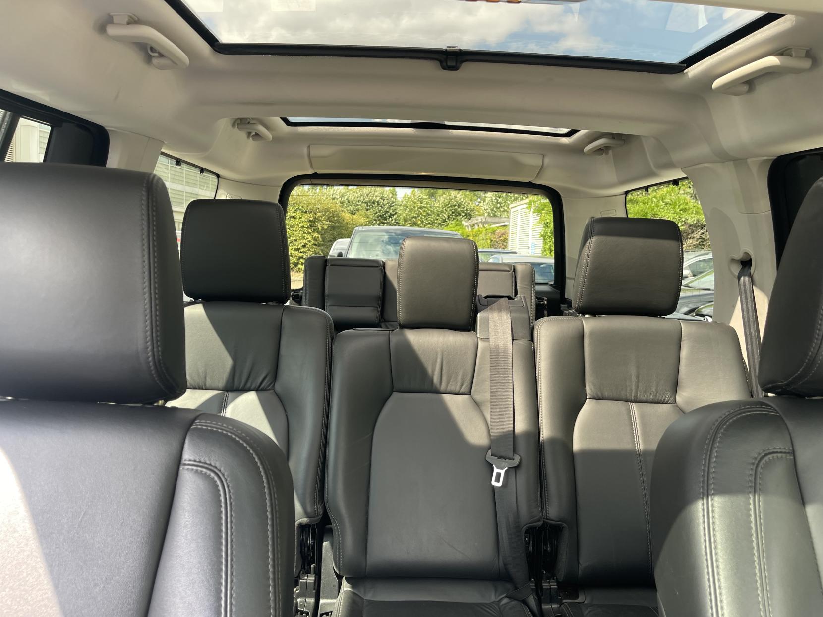 Land Rover Discovery 4 3.0 SD V6 HSE SUV 5dr Diesel Auto 4WD Euro 5 (255 bhp)